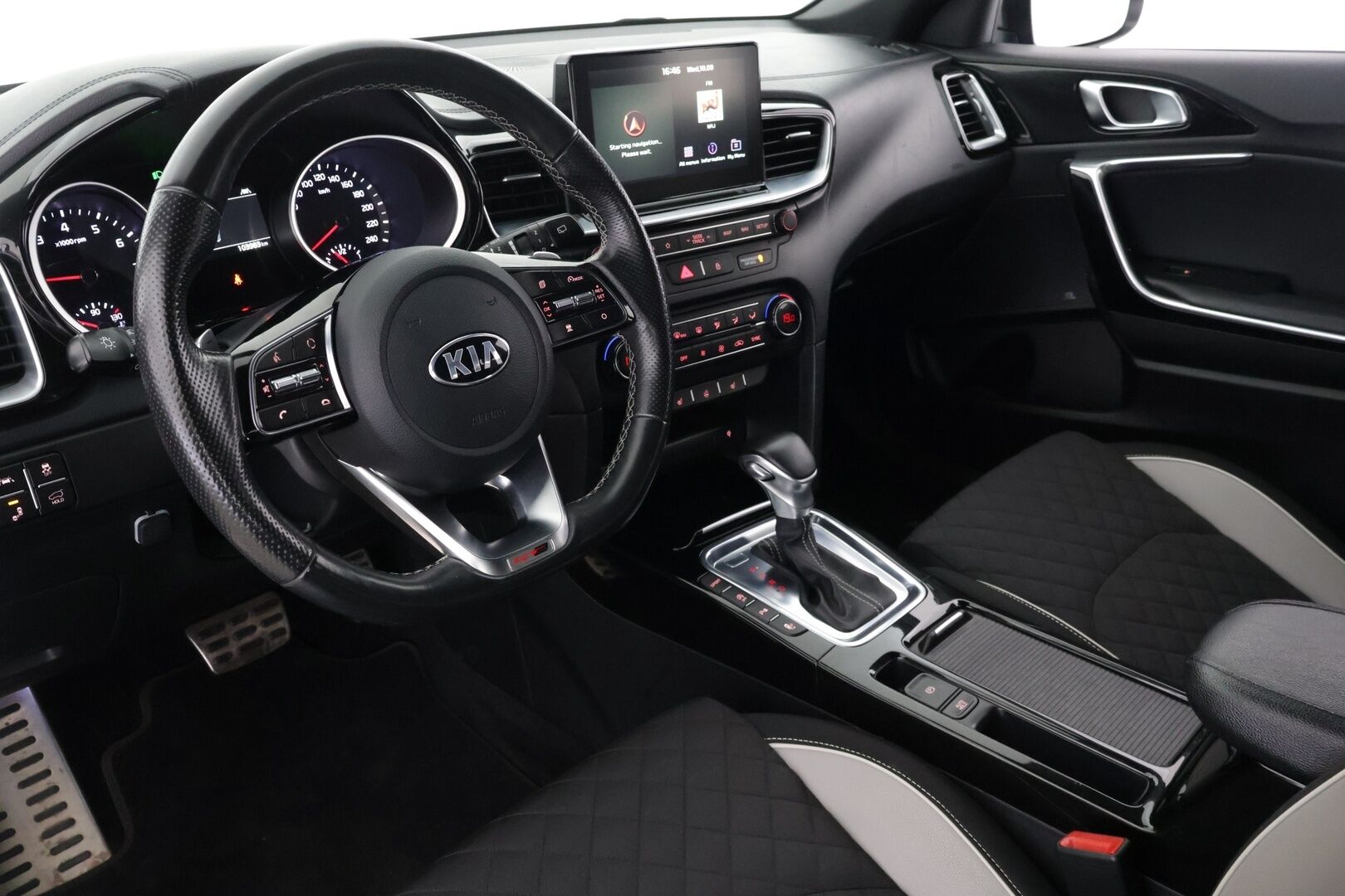 Kia ProCeed 2019 1,4 T-GDI ISG 140hv GT-Line Business Premium SB DCT A/T EcoDynamics *Adapt vakkari / Kamera / GT-Line* - *Hyvä huoltohistoria / Kahdet renkaat*