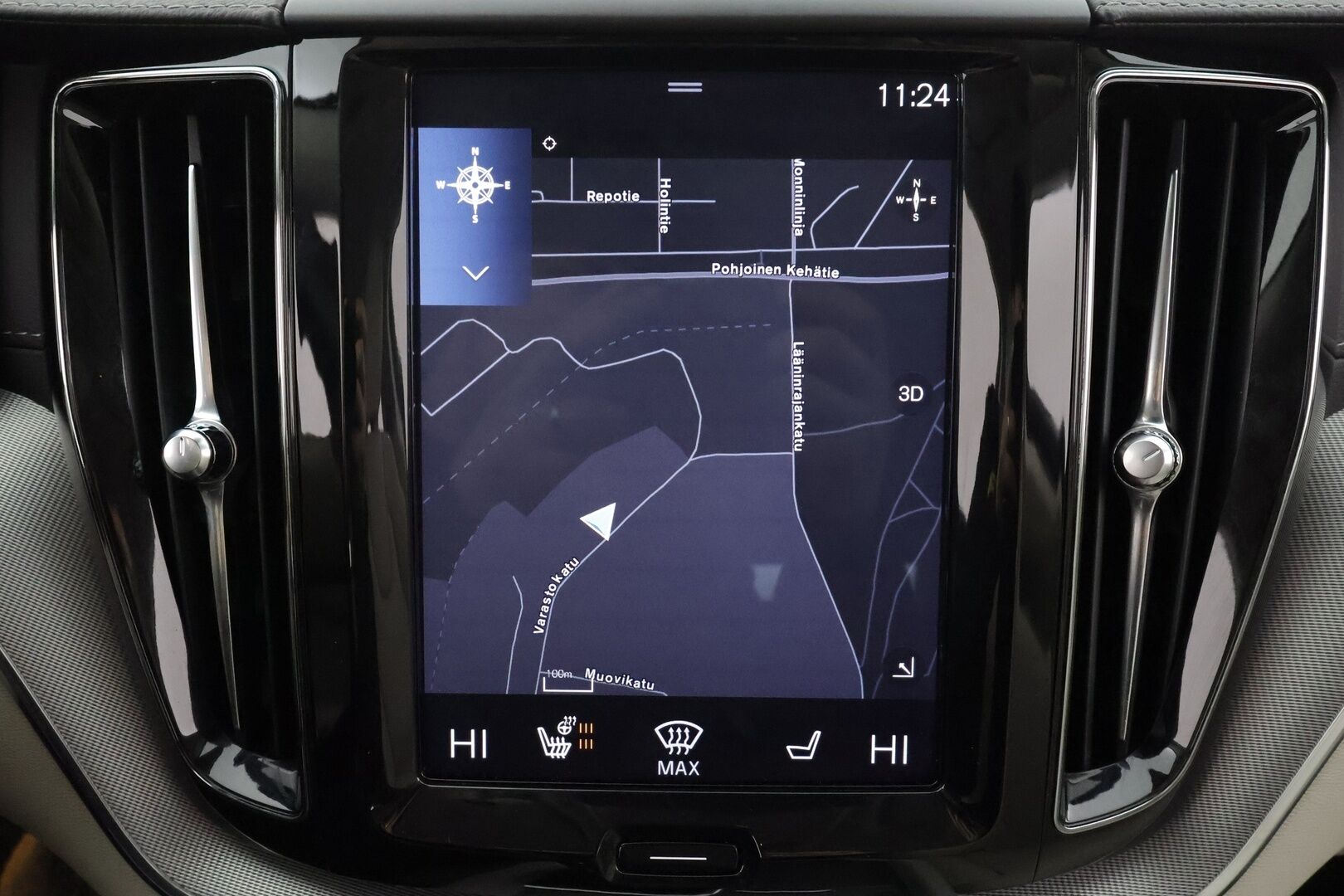 Volvo XC60 2019 D4 AWD Business Inscription aut * Webasto / Koukku / ACC / Full-LED / P.Kamera / Sportpenkki Muistilla / Navi * - Kahdet renkaat aluvanteilla / Suomi-auto