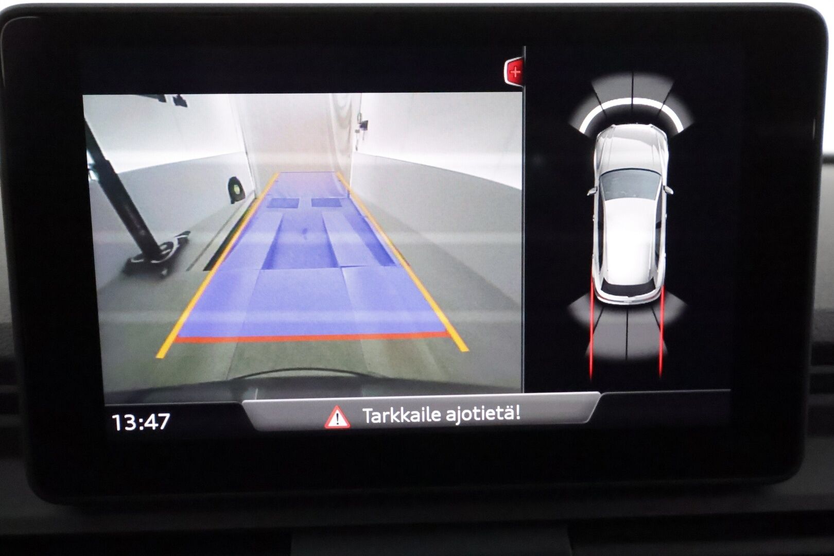 Audi Q5 2019 Business Sport Special Edition 35 TDI 120 kW quattro S tronic **Vakkari / Matrix LED / Webasto / P.kamera / Koukku** - 1.Om Suomi-auto / Merkkihuollettu / Kahdet renkaat aluvanteilla / Sporttipenkit puolinahoilla / Juuri katsastettu!
