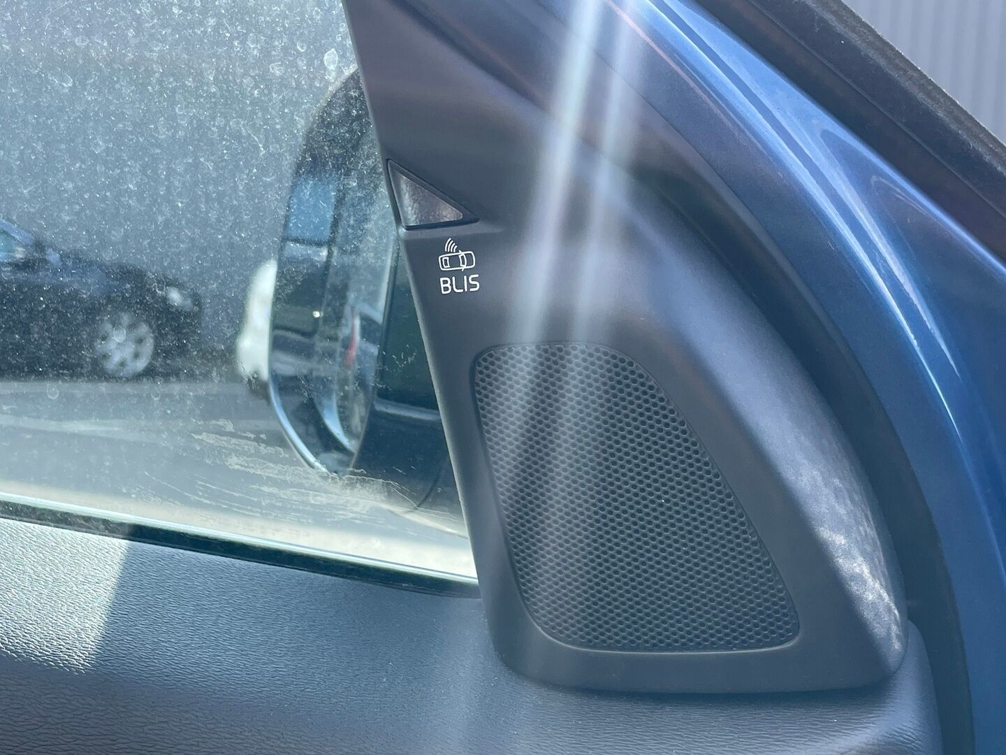 Volvo V60 2013 D6 AWD Summum plug in hybrid aut *Myydään Huutokaupat.com* - | Webasto | Digimittaristo | Kattoluukku | Vetokoukku | Nahkasisusta | Muistipenkki | Navi | 2X Renkaat & Vanteet