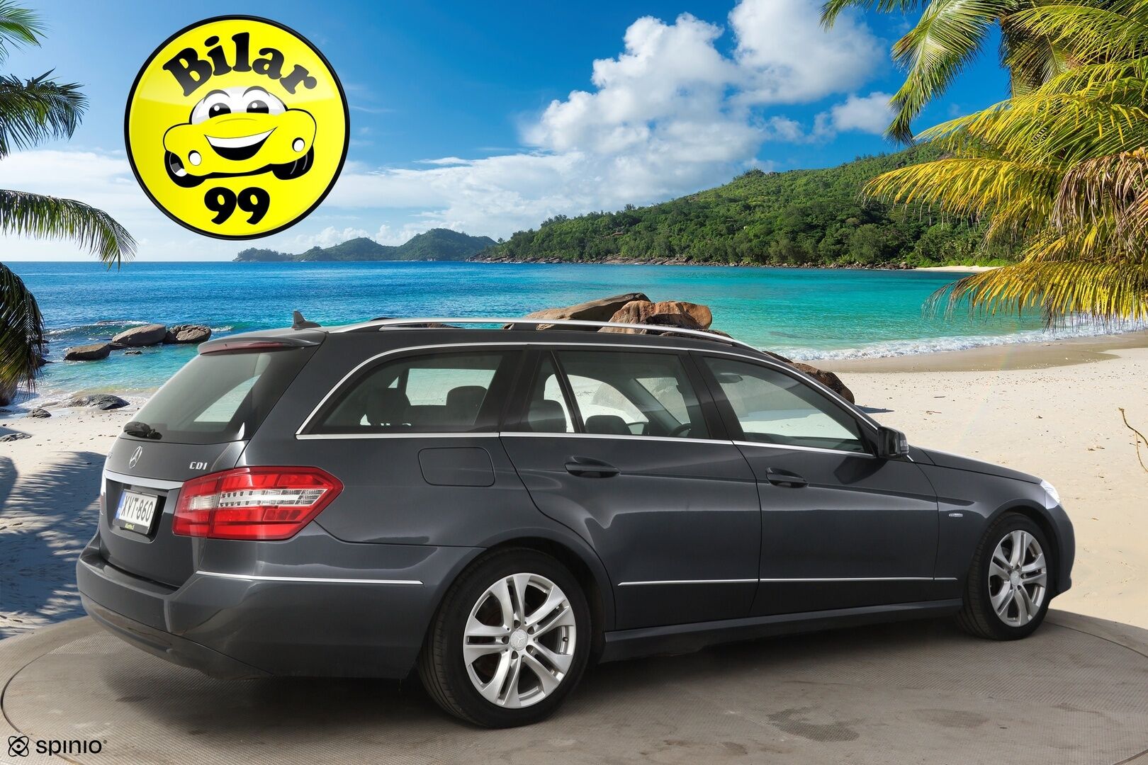Mercedes-Benz E 2011 E 220 CDI Farmari * Webasto / Ortopedit / Navigointi / P.tutkat / Vakionopeudensäädin * - Maltillisilla kilometreillä oleva Johtotähti!