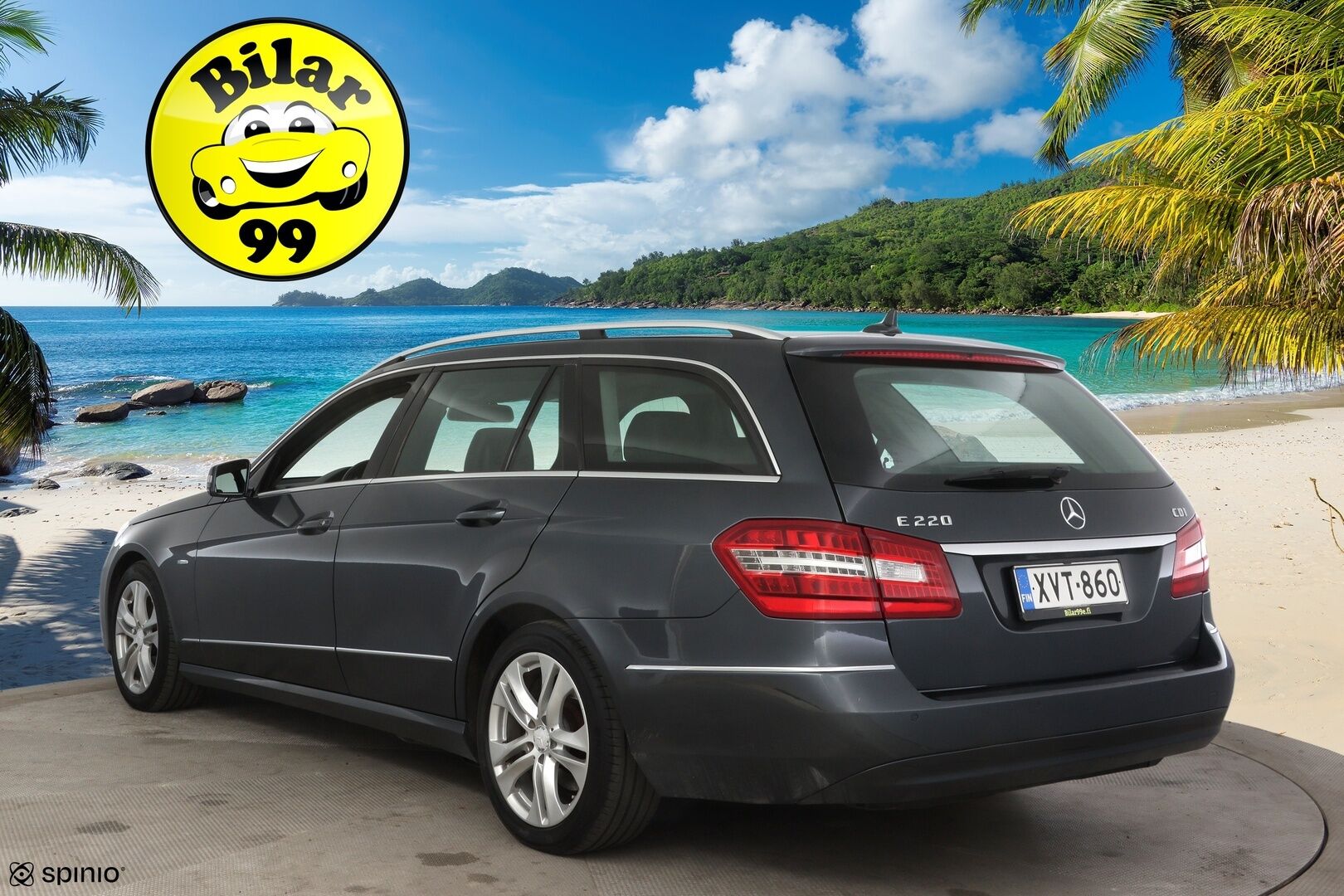 Mercedes-Benz E 2011 E 220 CDI Farmari * Webasto / Ortopedit / Navigointi / P.tutkat / Vakionopeudensäädin * - Maltillisilla kilometreillä oleva Johtotähti!
