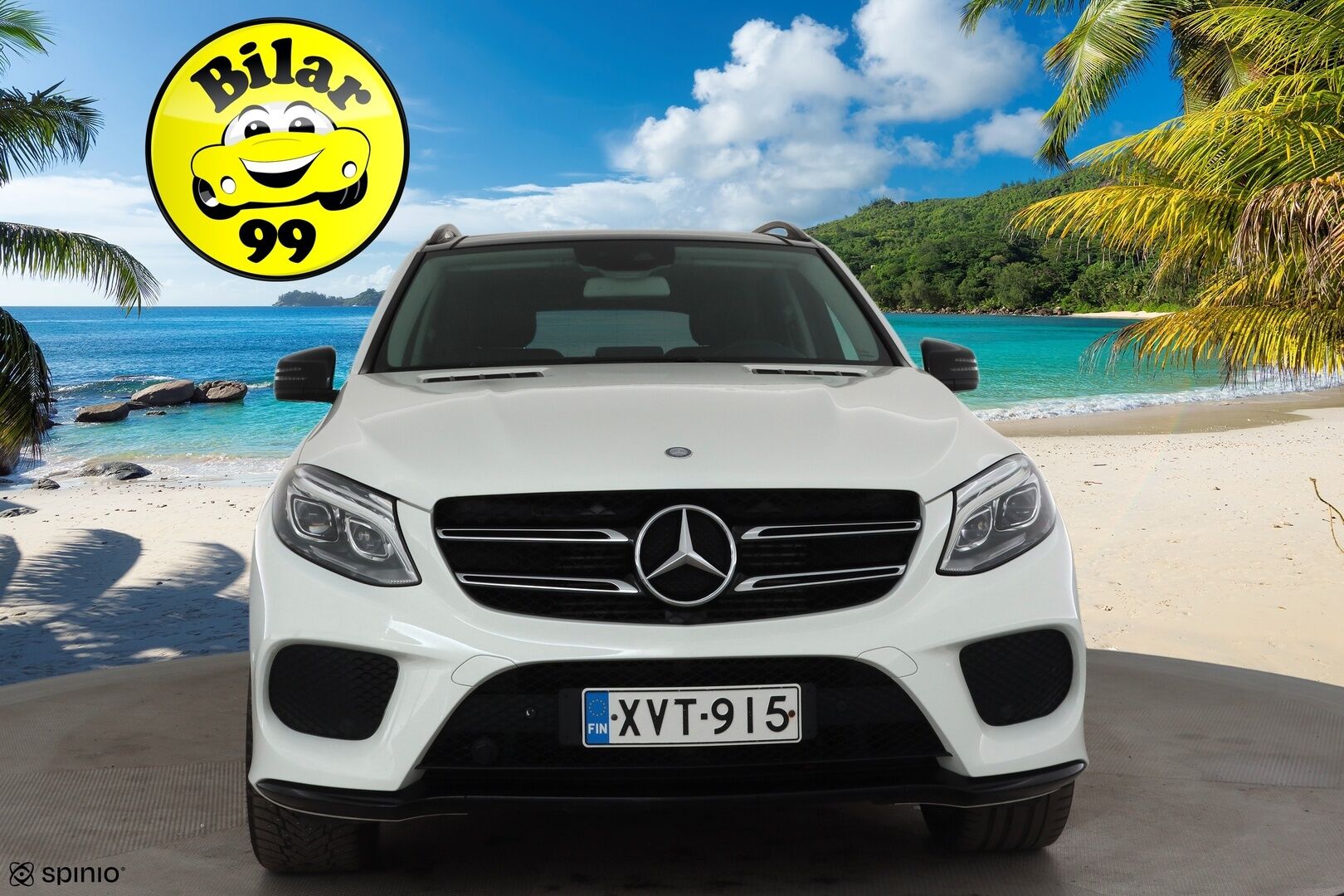 Mercedes-Benz GLE 2016 250 d 4Matic AMG * Panorama / ILS-LED / Vakkari / P.tutkat / Muistipenkit / Airmatic DC / Navi / Nahat / Lohko * - Kahdet renkaat aluvanteilla