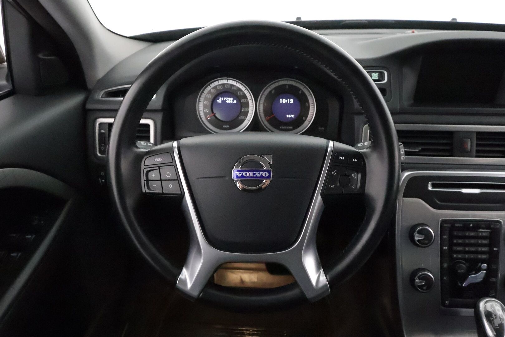 Volvo XC70 2013 D5 AWD Summum aut **Xenon / Muistipenkki / P.Tutkat / Navi / Koukku / Webasto / Vakkari / KeylessGO** - Kahdet Renkaat