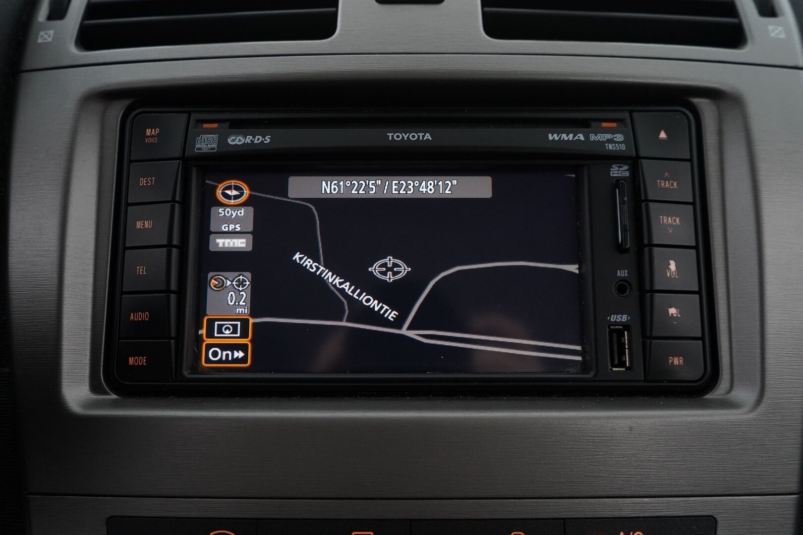 Toyota Avensis 2011 2.0 CVT Business *Kamera / Vakkari / Lohko / Tutka / Navi* - Kahdet renkaat alumiinivantein / Säännölliset huollot / Juuri katsastettu