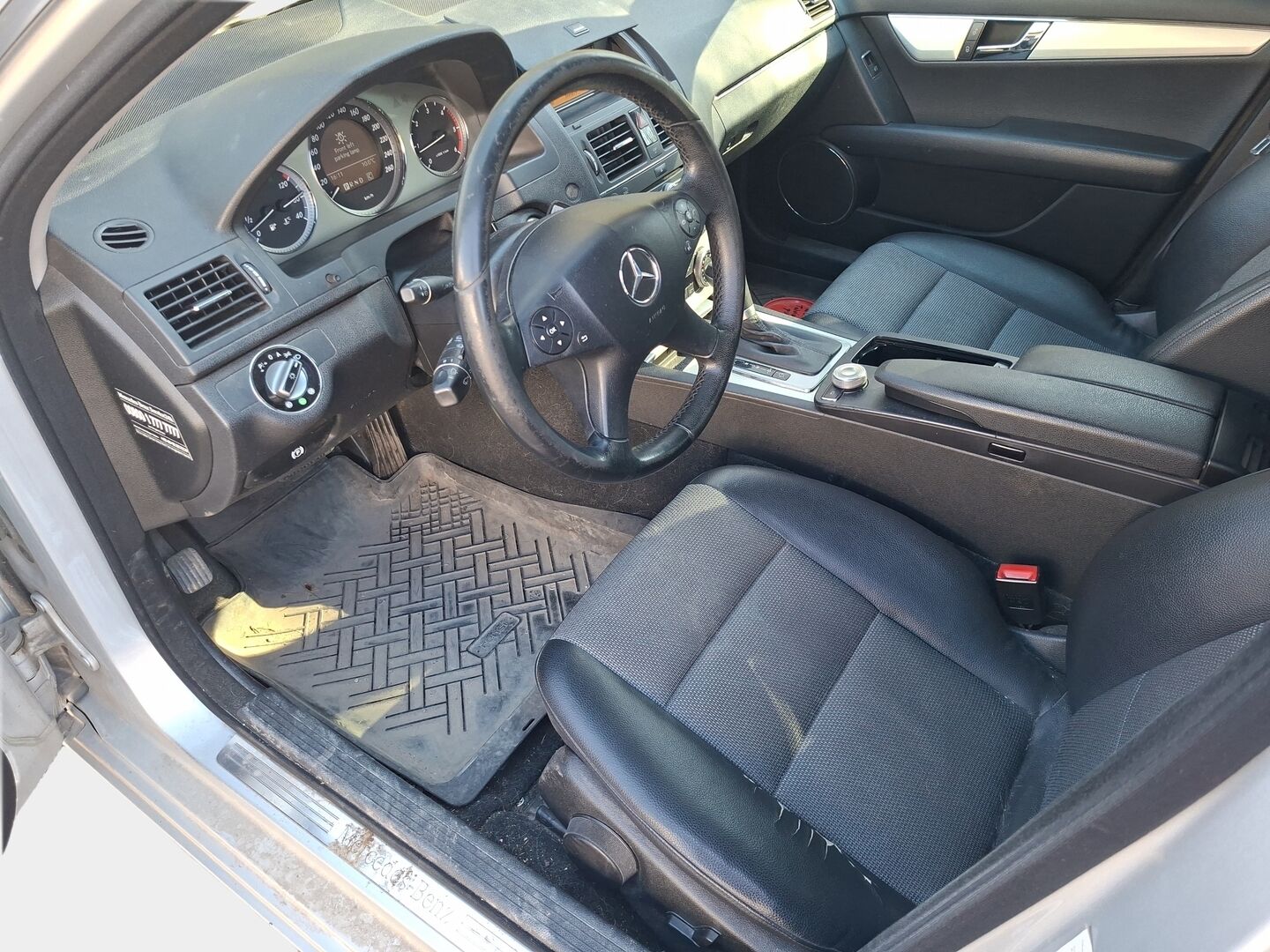 Mercedes-Benz C 2009 200 CDI BE T A Premium Business * YritysOutlet - Myydään vain yrityksille * - YritysOutlet - Myydään vain yrityksille / 2x Hyvät renkaat / Leimaa 12/2026 asti 