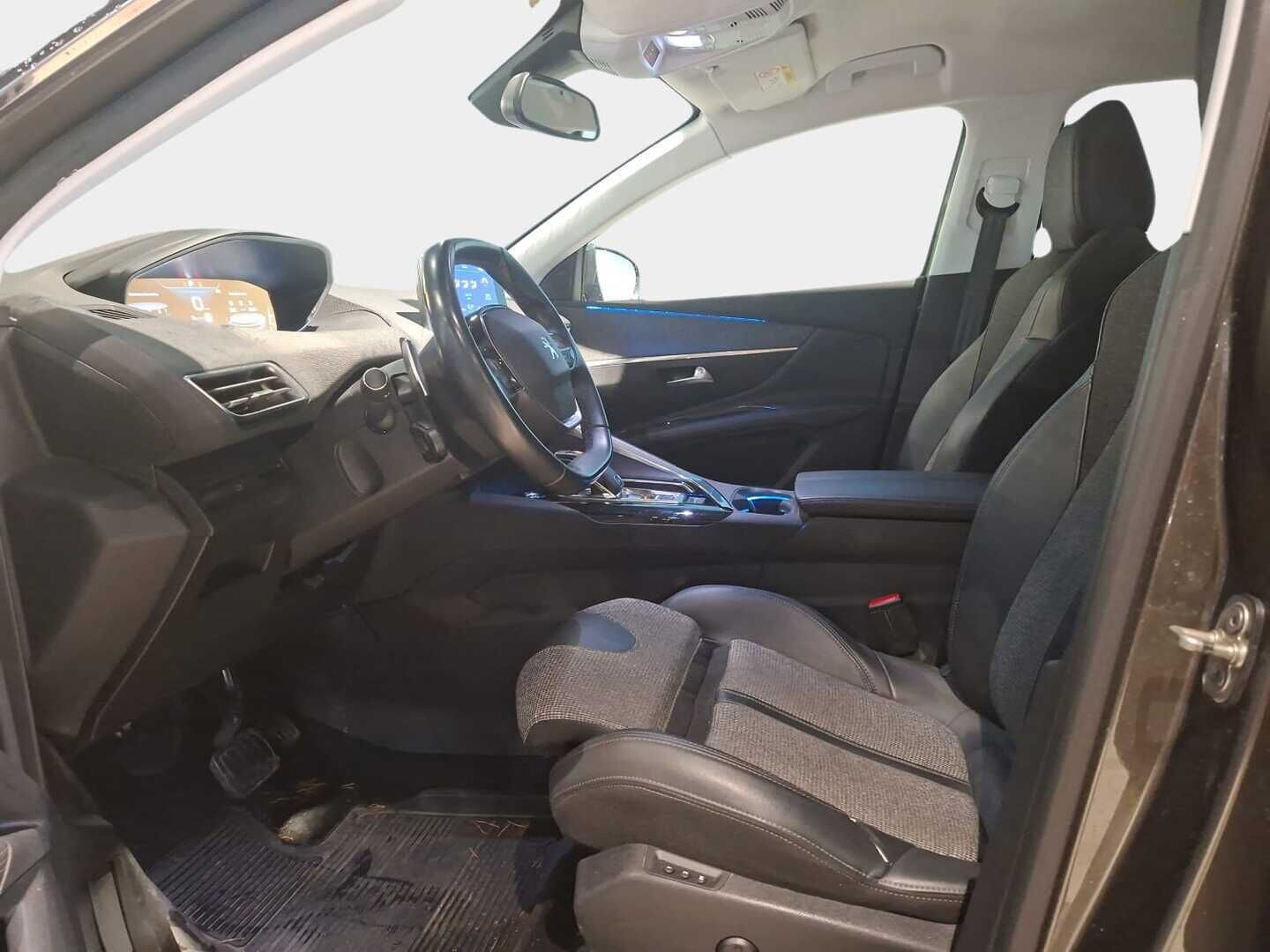 Peugeot 3008 2019 Allure PureTech 130 EAT8 / BLIS / Vetokoukku / Lohkolämmitin / Muistipenkki / Jakopää tehty 03/25 / FULL LED - Jakopää tehty 03/25! / 1. Om Suomi-auto! / Digimittaristo