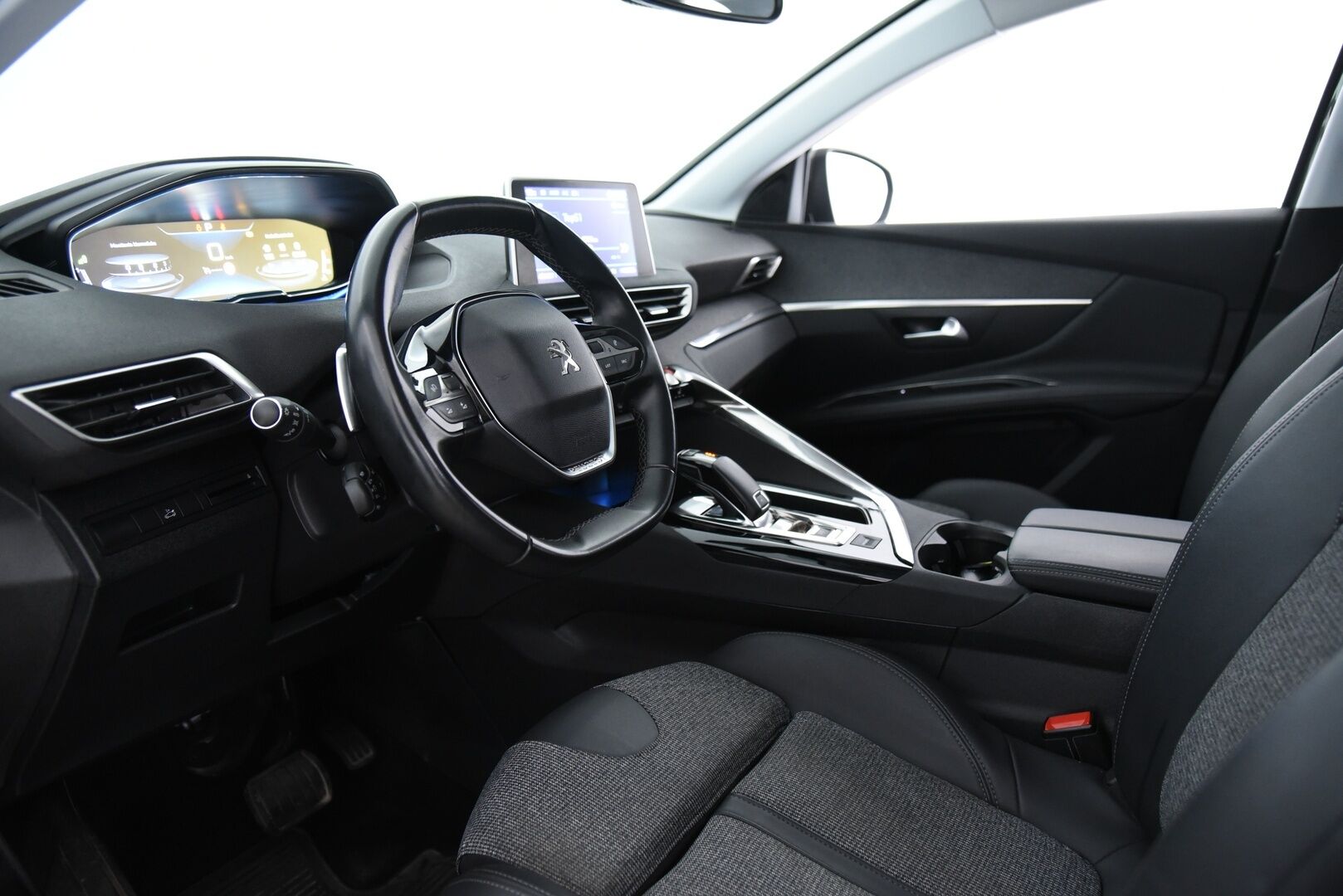 Peugeot 3008 2019 Allure PureTech 130 EAT8 / BLIS / Vetokoukku / Lohkolämmitin / Muistipenkki / Jakopää tehty 03/25 / FULL LED - Jakopää tehty 03/25! / 1. Om Suomi-auto! / Digimittaristo