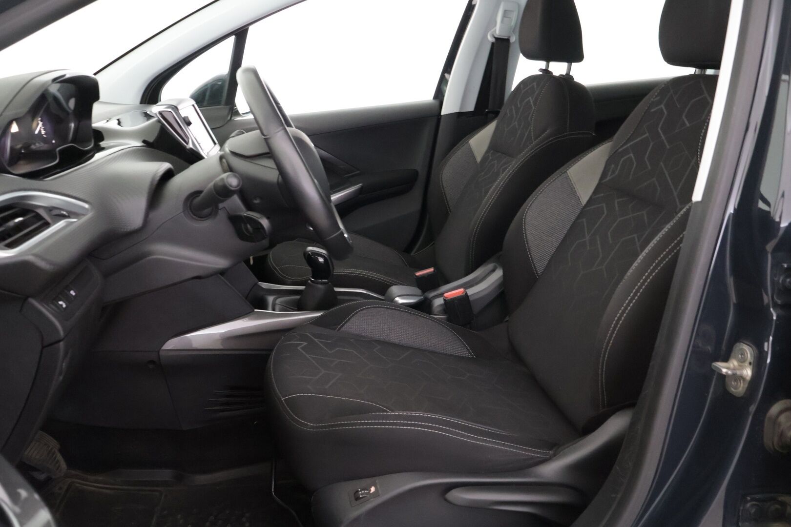 Peugeot 2008 2019 Motion PureTech 82 * MYYDÄÄN HUUTOKAUPAT.COM! * - * MYYDÄÄN HUUTOKAUPAT.COM! *