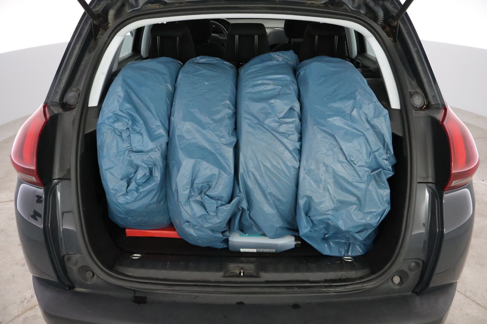 Peugeot 2008 2019 Motion PureTech 82 * MYYDÄÄN HUUTOKAUPAT.COM! * - * MYYDÄÄN HUUTOKAUPAT.COM! *