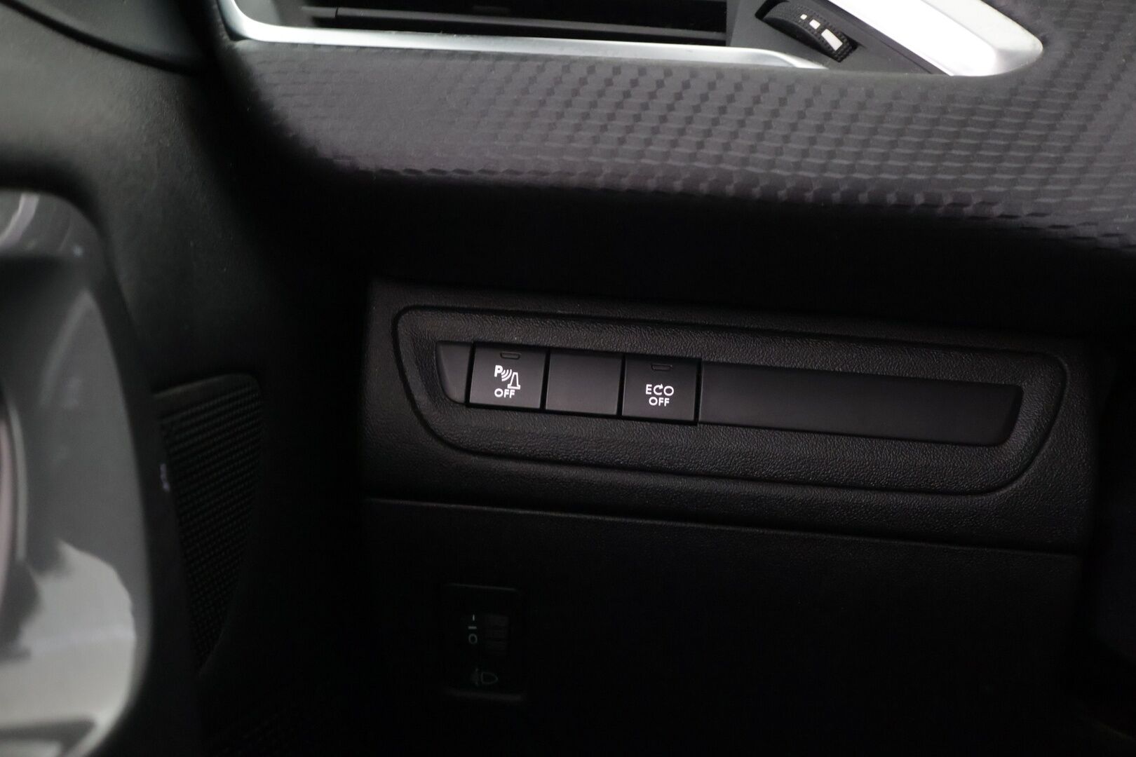 Peugeot 2008 2019 Motion PureTech 82 * MYYDÄÄN HUUTOKAUPAT.COM! * - * MYYDÄÄN HUUTOKAUPAT.COM! *
