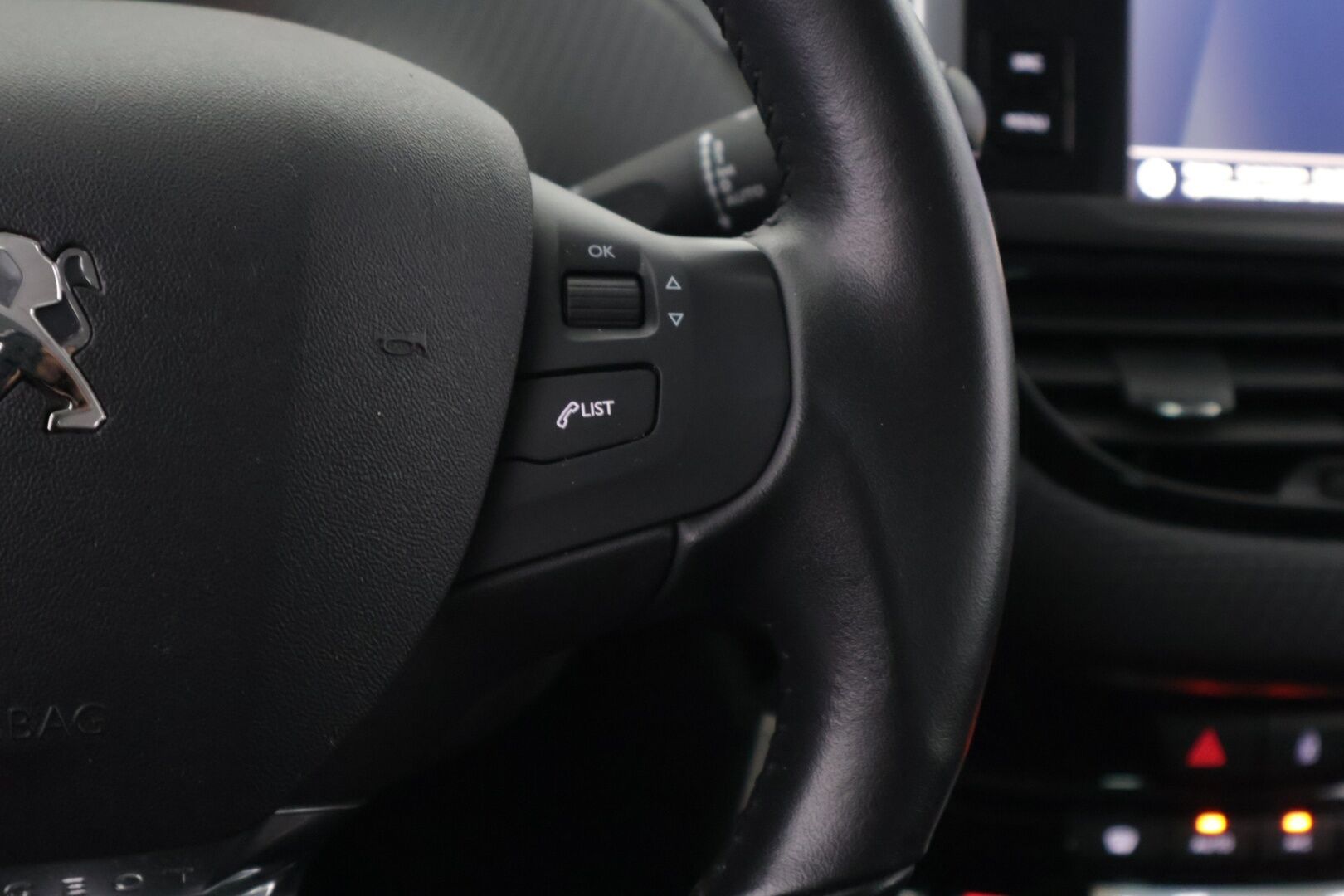 Peugeot 2008 2019 Motion PureTech 82 * MYYDÄÄN HUUTOKAUPAT.COM! * - * MYYDÄÄN HUUTOKAUPAT.COM! *