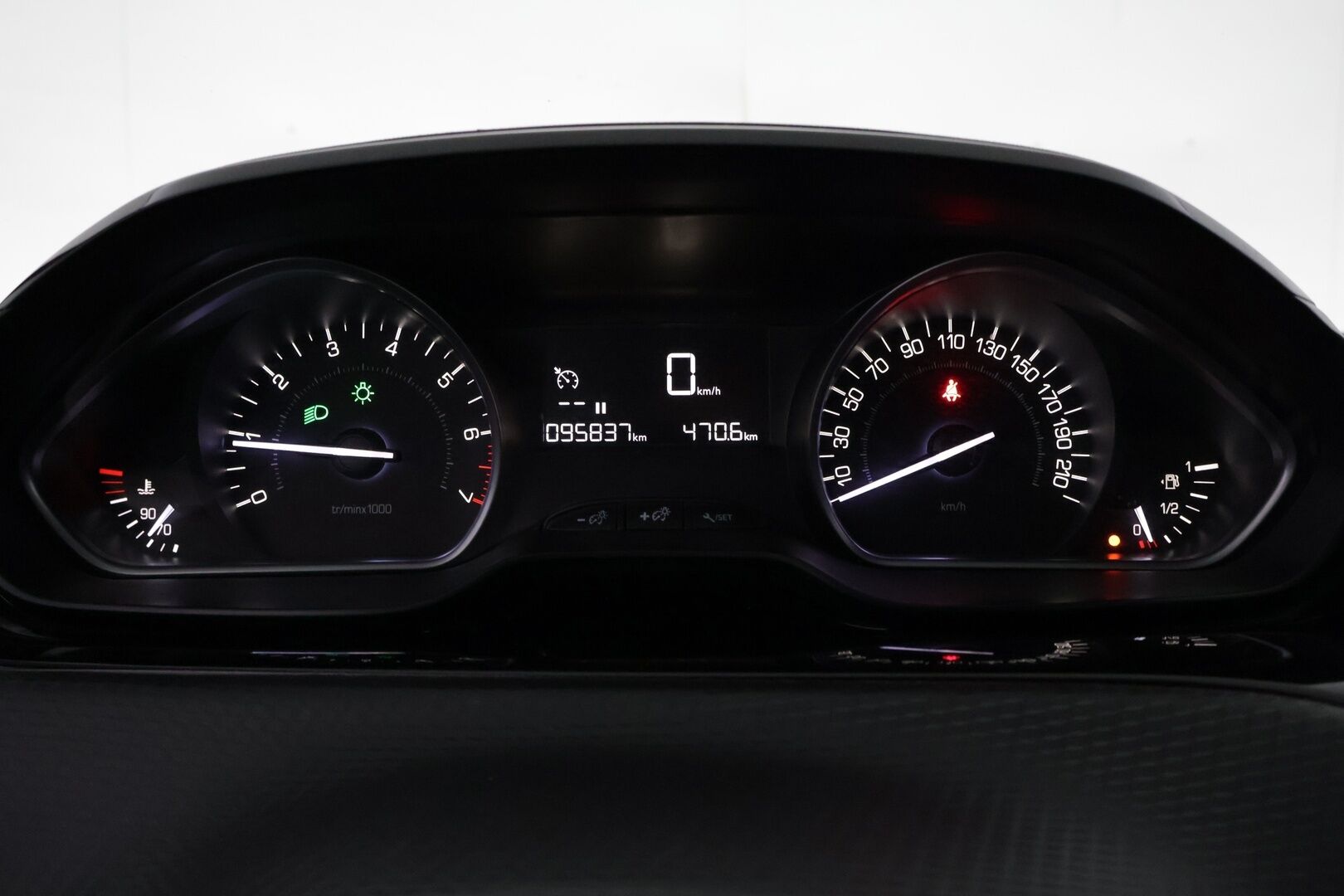 Peugeot 2008 2019 Motion PureTech 82 * MYYDÄÄN HUUTOKAUPAT.COM! * - * MYYDÄÄN HUUTOKAUPAT.COM! *