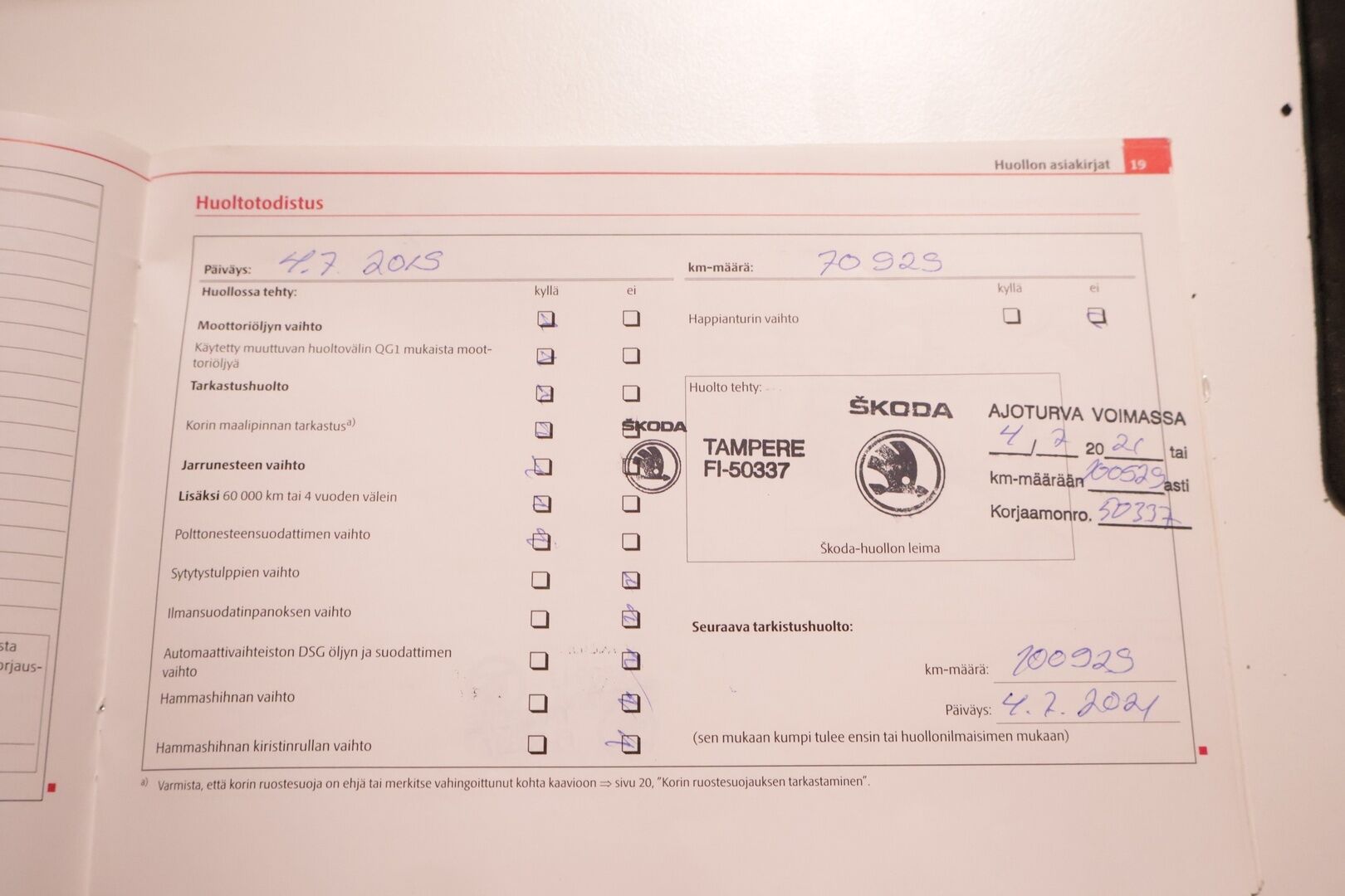 Skoda Superb 2011 Combi 1,6 TDI Ambition GreenLine - Myydään Huutokaupat.com - Myydään huutokaupat.com