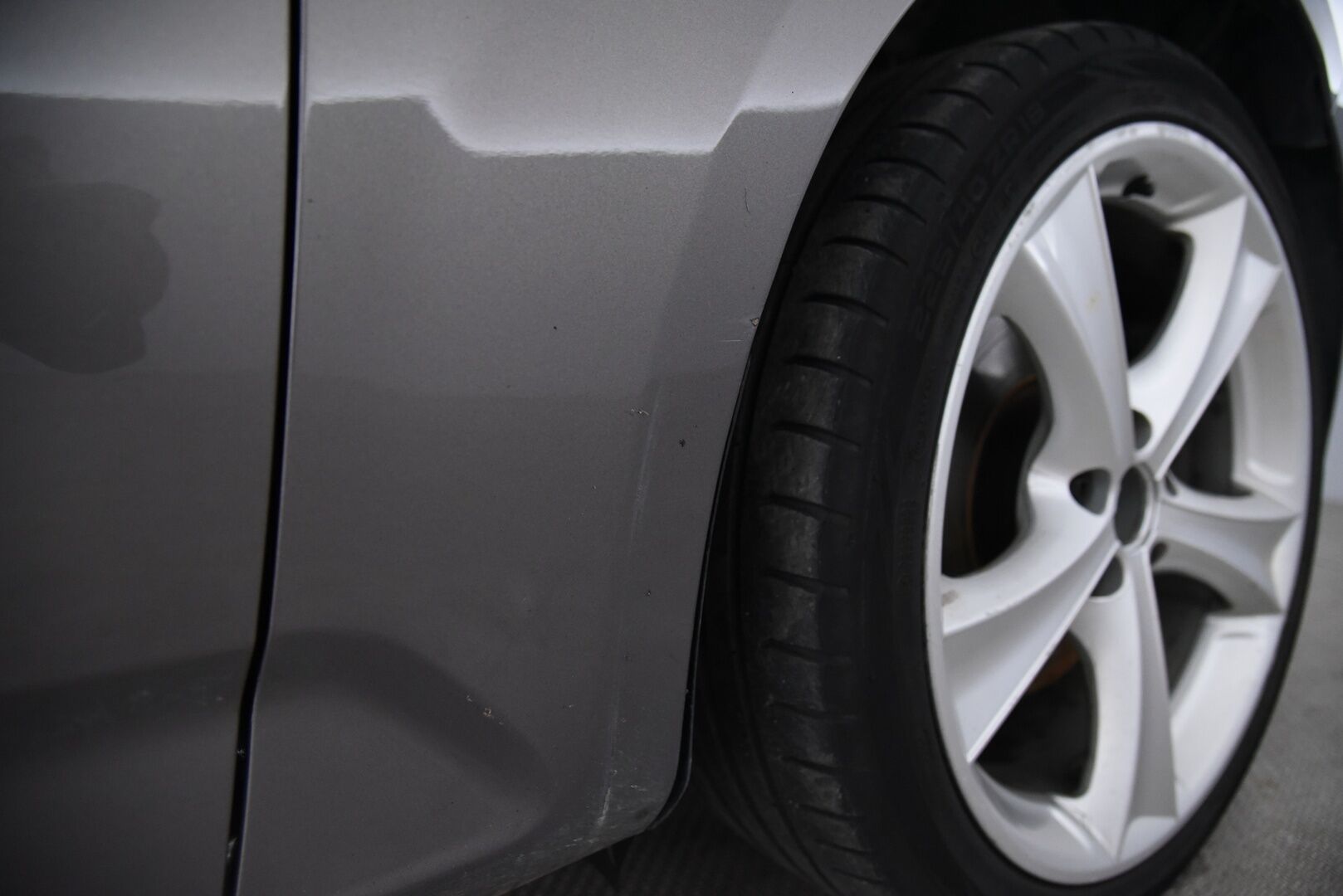 Ford Mondeo 2011 1,6 EcoBoost 160 hv Titanium M6 Wagon - MYYDÄÄN HUUTOKAUPAT.COMISSA