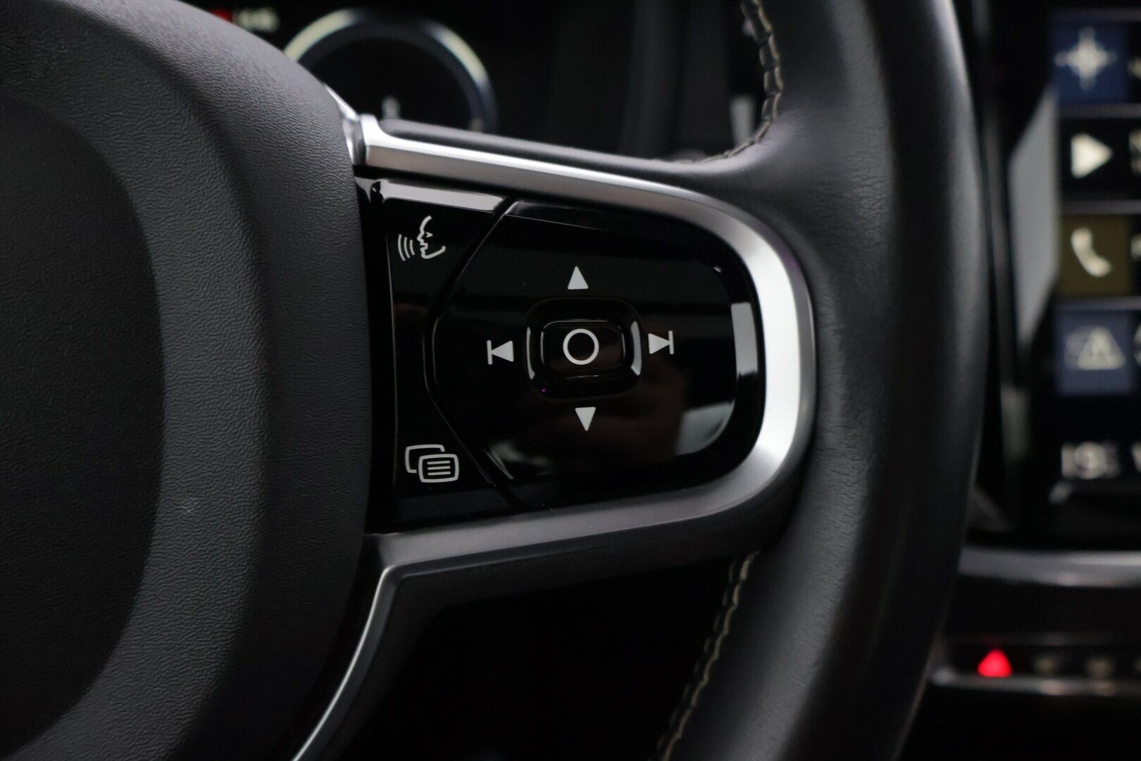 Volvo S60 2020 T8 TwE AWD Business Inscription aut - | SOH 82% | Bower&Wilkins | Kattoluukku | Sportti Muisti nahat | Thors hammer LED | 360-kamera | HUD | Jakopää 180tkm |