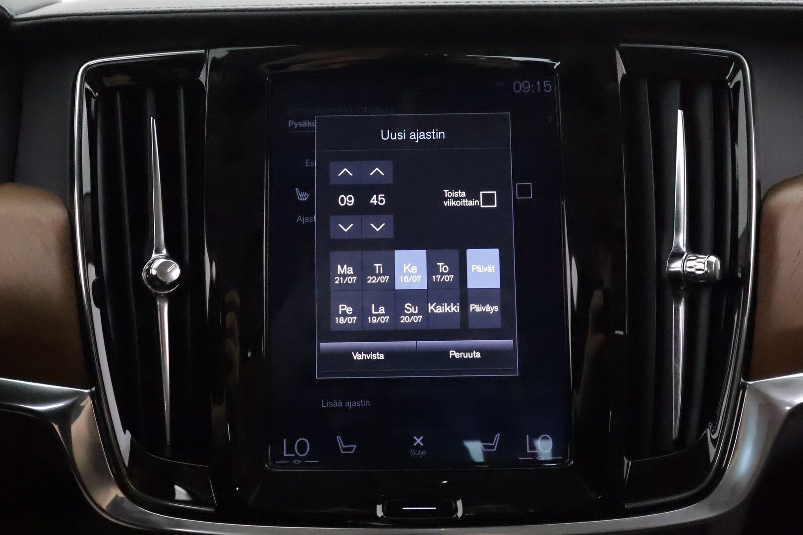 Volvo V90 2019 T8 AWD Business Inscription aut **Adapt.vakkari / Muistipenkki / Full LED / Ruskeat Sporttinahat / KeylessGo / P.kamera** - 3,99 % KORKOTARJOUS TÄHÄN AUTOON - 1.Om Suomi-auto / Kahdet renkaat aluvanteilla / Digimittaristo / BLIS / Webasto 