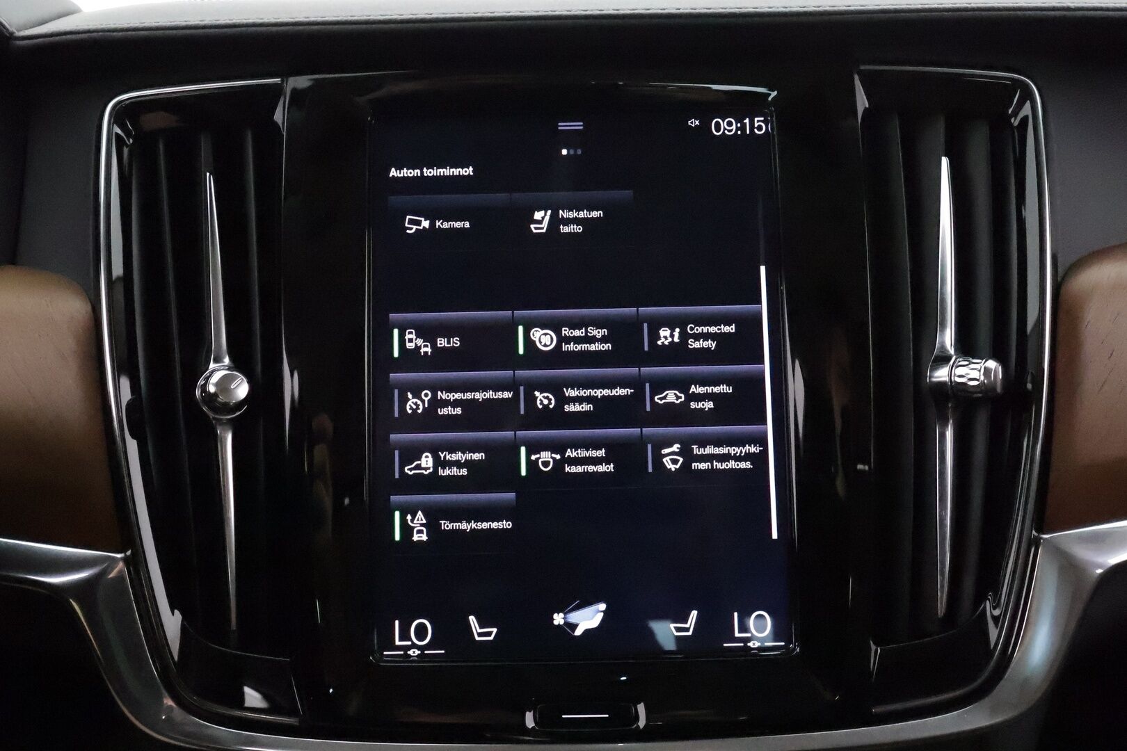 Volvo V90 2019 T8 AWD Business Inscription aut **Adapt.vakkari / Muistipenkki / Full LED / Ruskeat Sporttinahat / KeylessGo / P.kamera** - 3,99 % KORKOTARJOUS TÄHÄN AUTOON - 1.Om Suomi-auto / Kahdet renkaat aluvanteilla / Digimittaristo / BLIS / Webasto 
