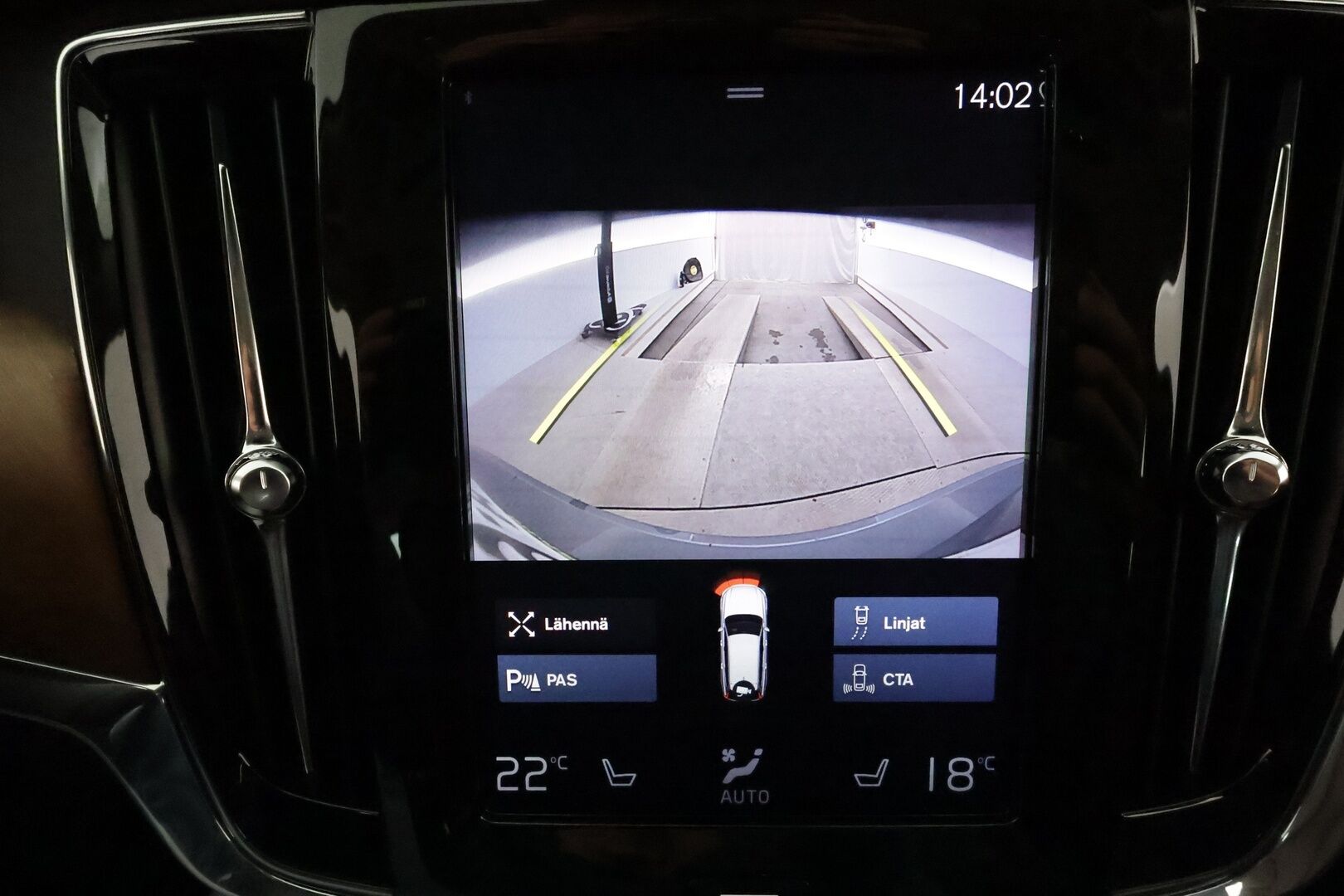 Volvo V90 2019 D4 AWD Business Inscription aut - Suomiauto / Webasto / Peruutuskamera / Full-LED / Ruskea Nahkasisusta / Muistipenkki / BLIS / Huippuvarusteet!
