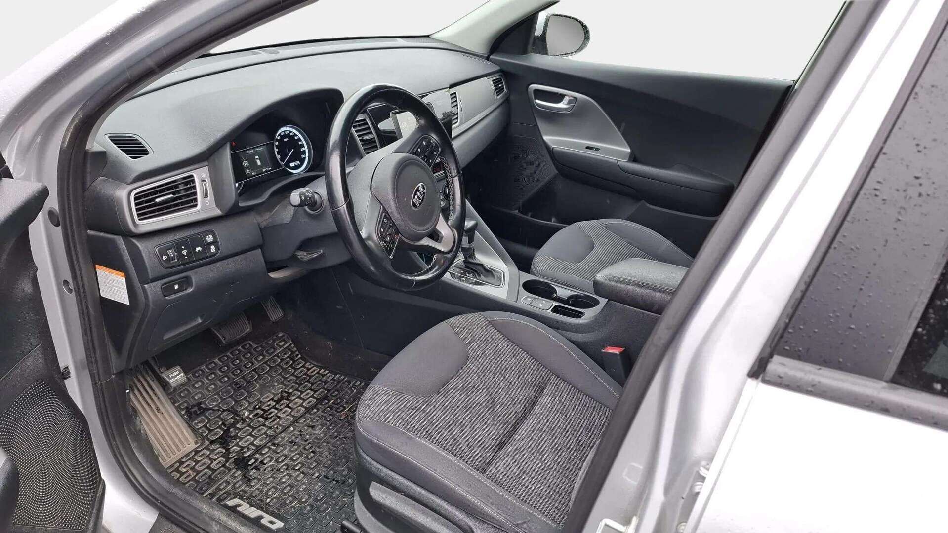 Kia Niro 2019 1,6 GDI Hybrid LX DCT - | P.kamera | Koukku | Lohko | Hyvät renkaat vanteilla | 1-Om Suomi-auto merkkiliikkeen huoltokirjalla | Kysy lisätiedot myyjältä! |