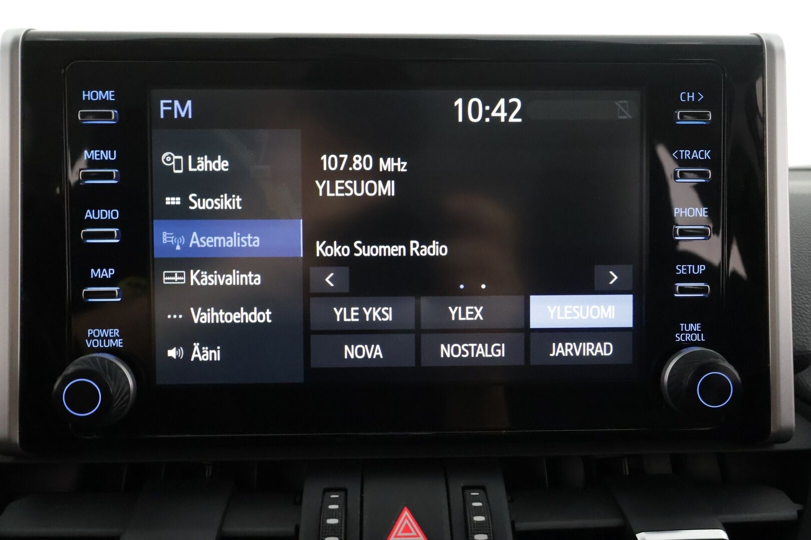 Toyota RAV4 2019 2,0 VVT-iE Active Multidrive S - | ACC | Koukku | LED | LTA | PCS | Navi | Keyless | P.kamera ja tutkat | Lohko+sisälämmitin | Lämm. ratti | Lämm. tuulilasi | 2x renkaat aluin | 