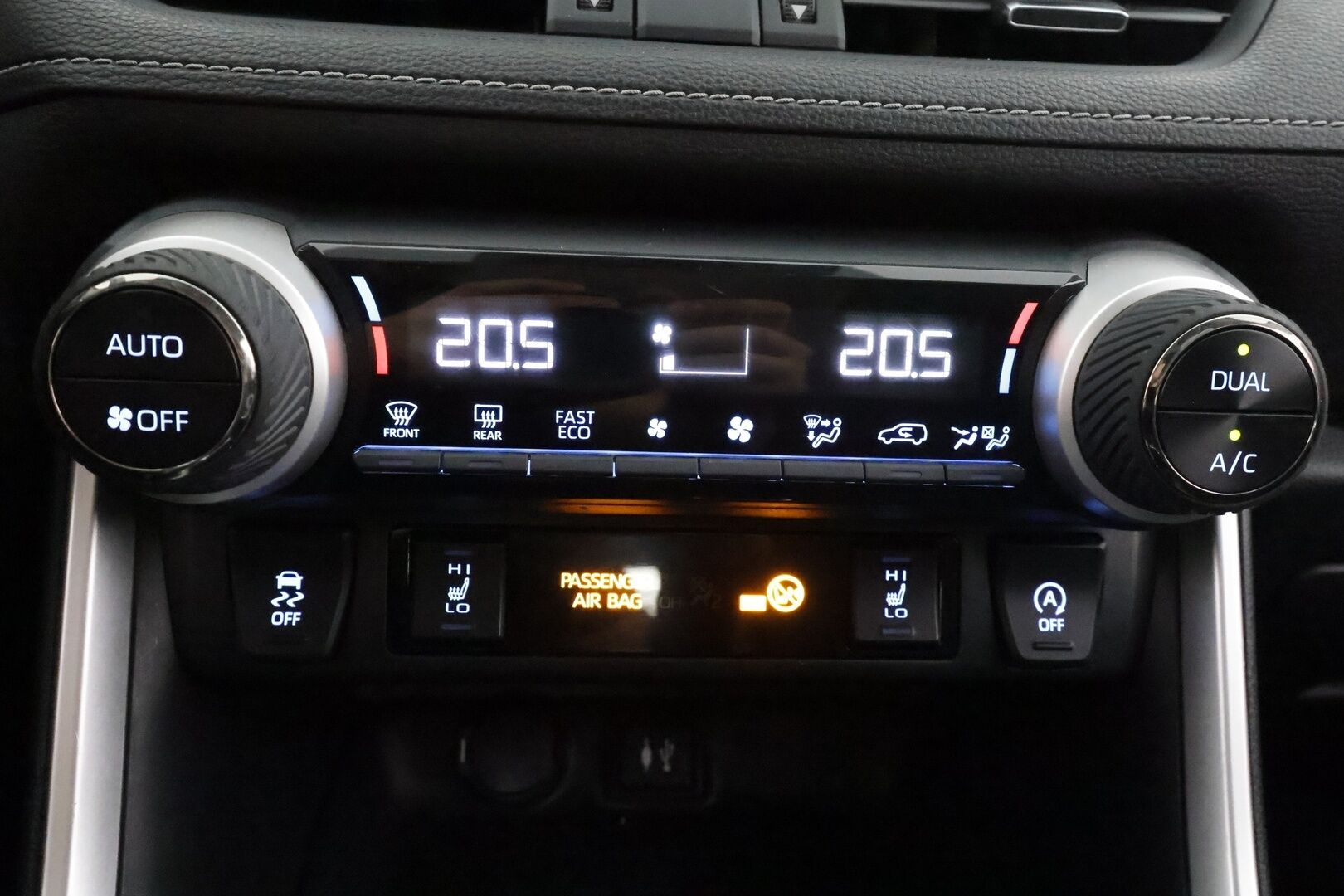 Toyota RAV4 2019 2,0 VVT-iE Active Multidrive S - | ACC | Koukku | LED | LTA | PCS | Navi | Keyless | P.kamera ja tutkat | Lohko+sisälämmitin | Lämm. ratti | Lämm. tuulilasi | 2x renkaat aluin | 