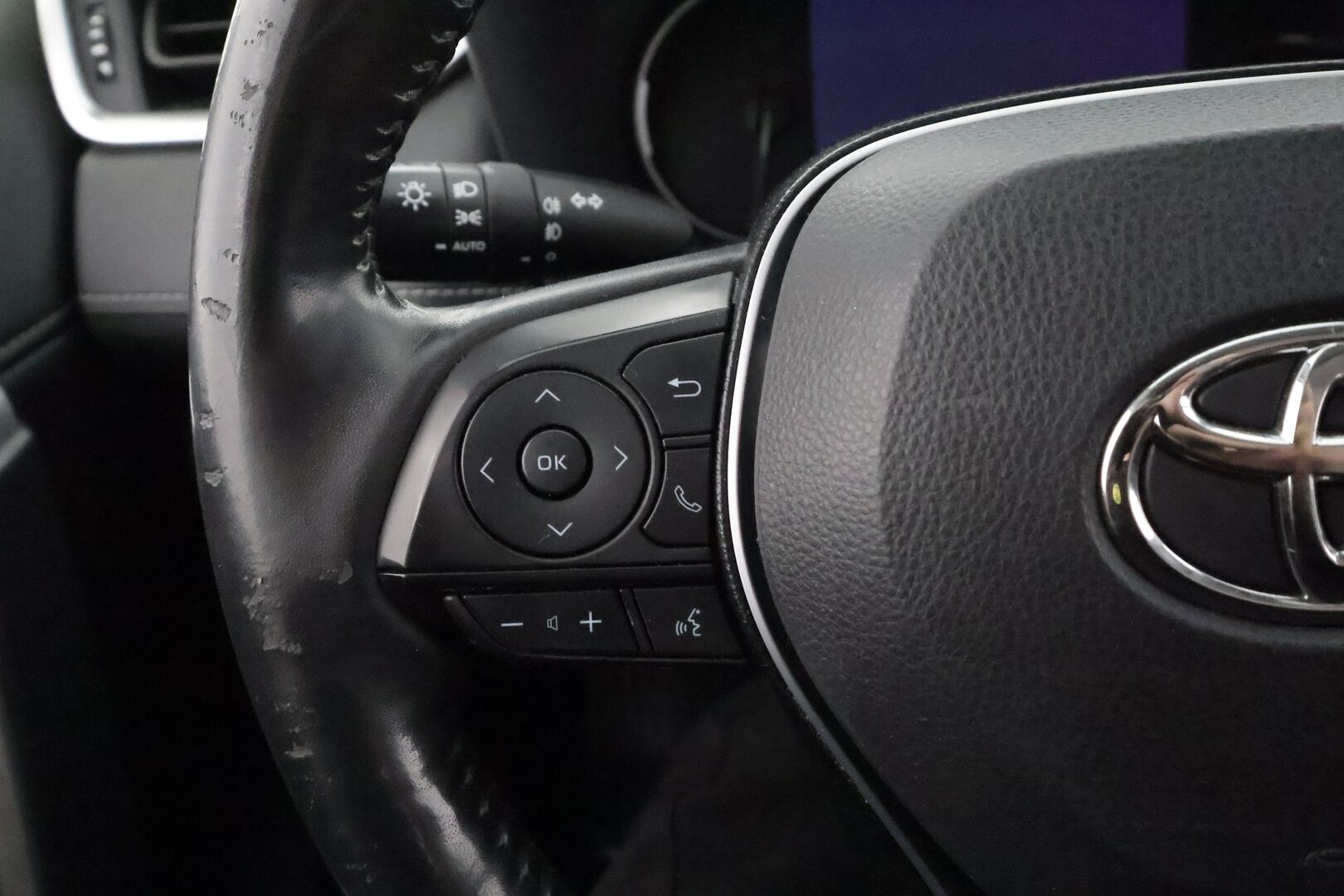 Toyota RAV4 2019 2,0 VVT-iE Active Multidrive S - | ACC | Koukku | LED | LTA | PCS | Navi | Keyless | P.kamera ja tutkat | Lohko+sisälämmitin | Lämm. ratti | Lämm. tuulilasi | 2x renkaat aluin | 