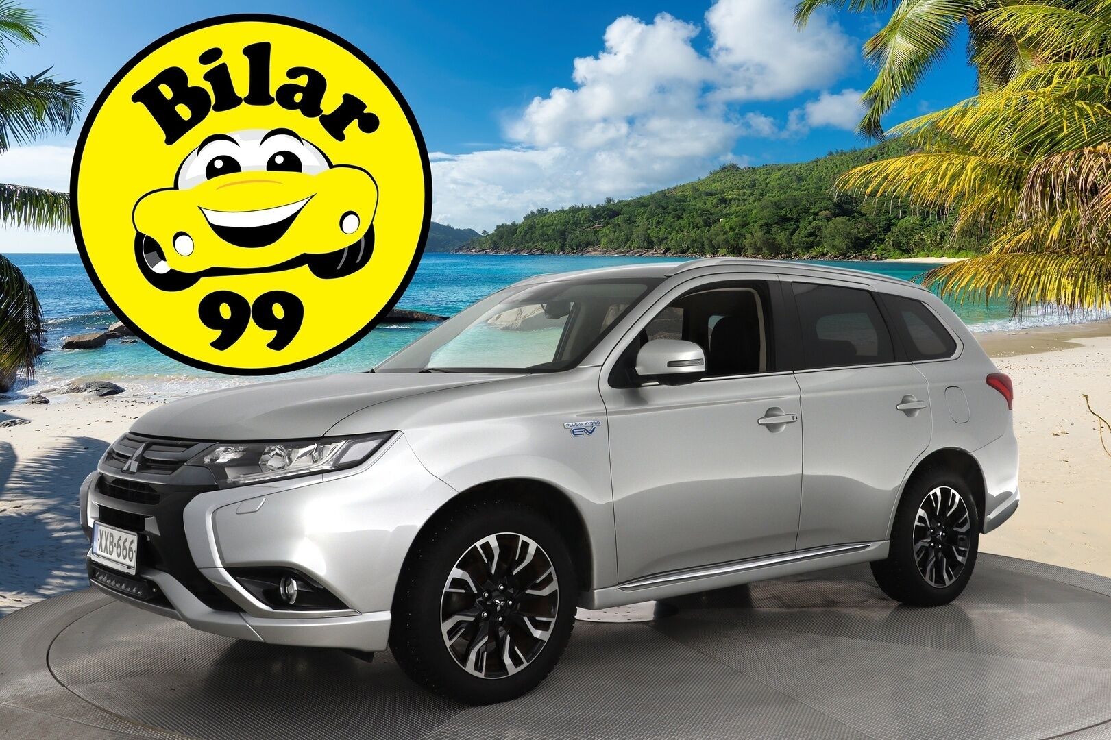 Mitsubishi OUTLANDER PHEV 2018 Intense Plus 4WD *ACC / Koukku / 360-Kamera / Nahka-alcantara* - Kahdet Vanteet / Akku kuntotarkistettu / 2x laturit