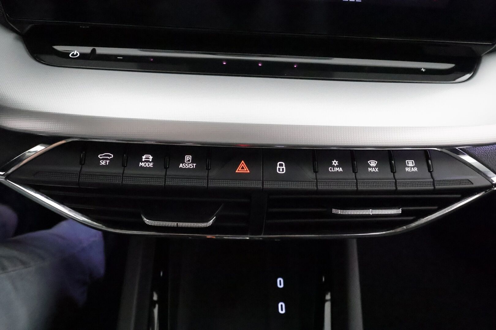 Skoda Octavia 2020 2,0 TDI 150 Style Launch Edition DSG **HUD / Adapt.vakkari / Matrix LED / P.kamera / Webasto / Koukku / Muistipenkki**