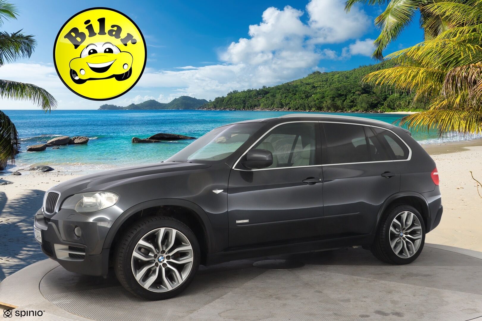 BMW X5 2010 A E70 SAV - Panorama-lasikatto | Vetokoukku | Muistipenkit | Hifit | Peruutuskamera | Kahdet renkaat vanteineen