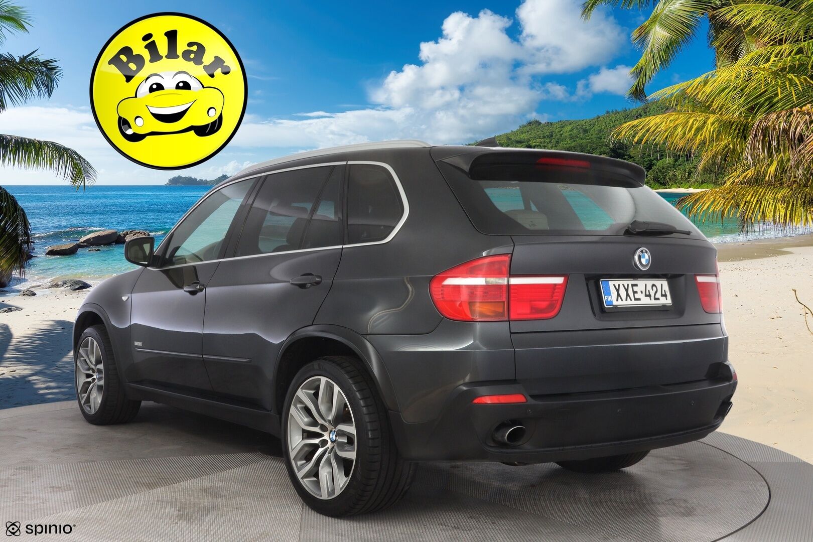 BMW X5 2010 A E70 SAV - Panorama-lasikatto | Vetokoukku | Muistipenkit | Hifit | Peruutuskamera | Kahdet renkaat vanteineen