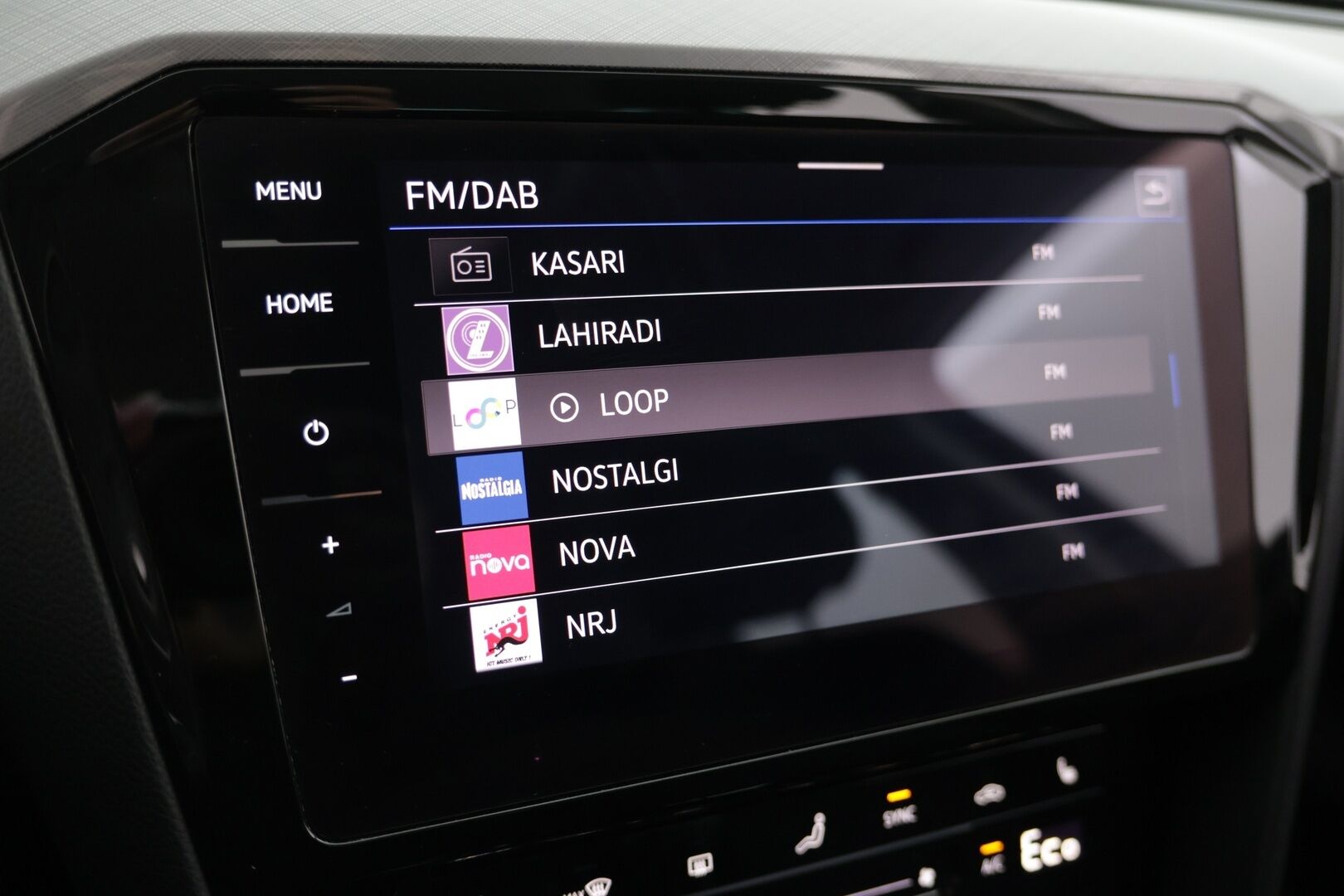 Volkswagen Passat 2021 PASSAT Farmari (AC) 5ov 1395cm3 A - Adaptiivinen vakionopeudensäädin | Peruutuskamera | LED | Vetokoukku | Sähkökontti |