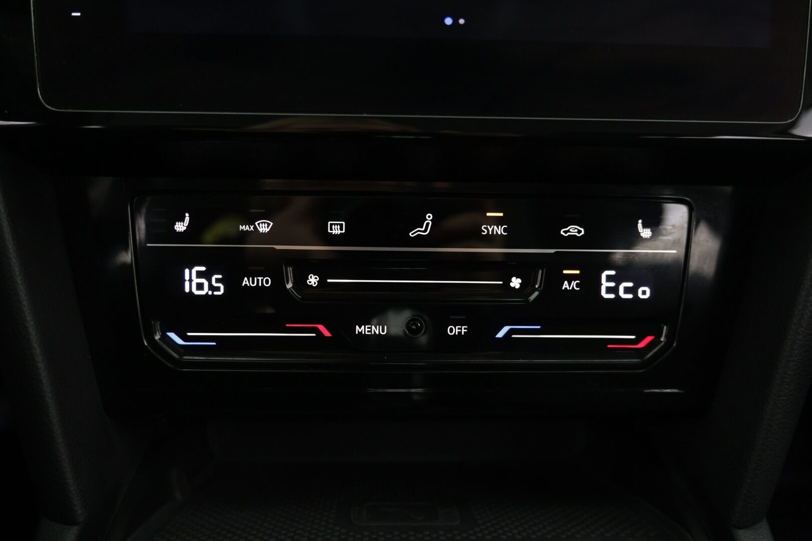 Volkswagen Passat 2021 PASSAT Farmari (AC) 5ov 1395cm3 A - Adaptiivinen vakionopeudensäädin | Peruutuskamera | LED | Vetokoukku | Sähkökontti |