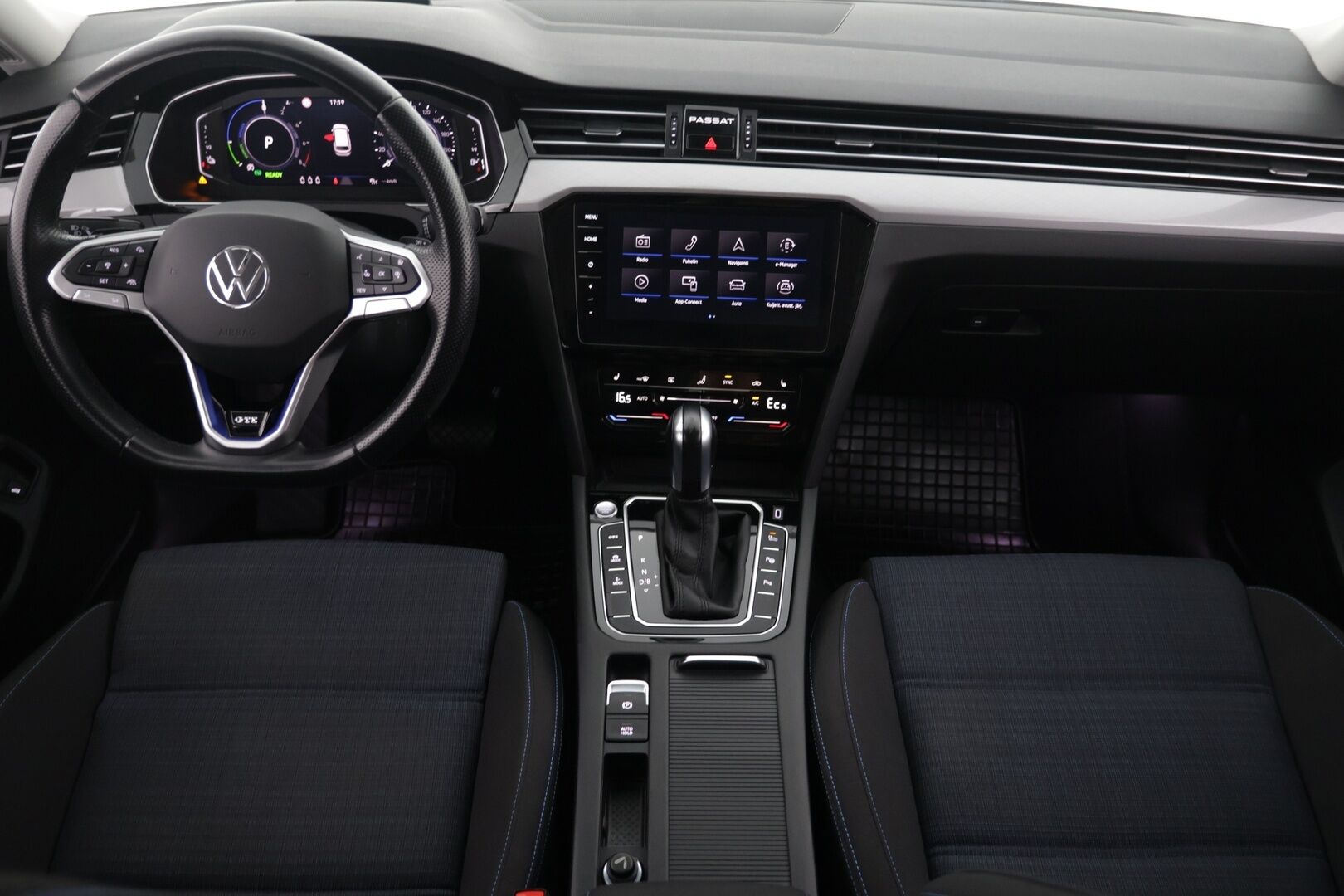 Volkswagen Passat 2021 PASSAT Farmari (AC) 5ov 1395cm3 A - Adaptiivinen vakionopeudensäädin | Peruutuskamera | LED | Vetokoukku | Sähkökontti |