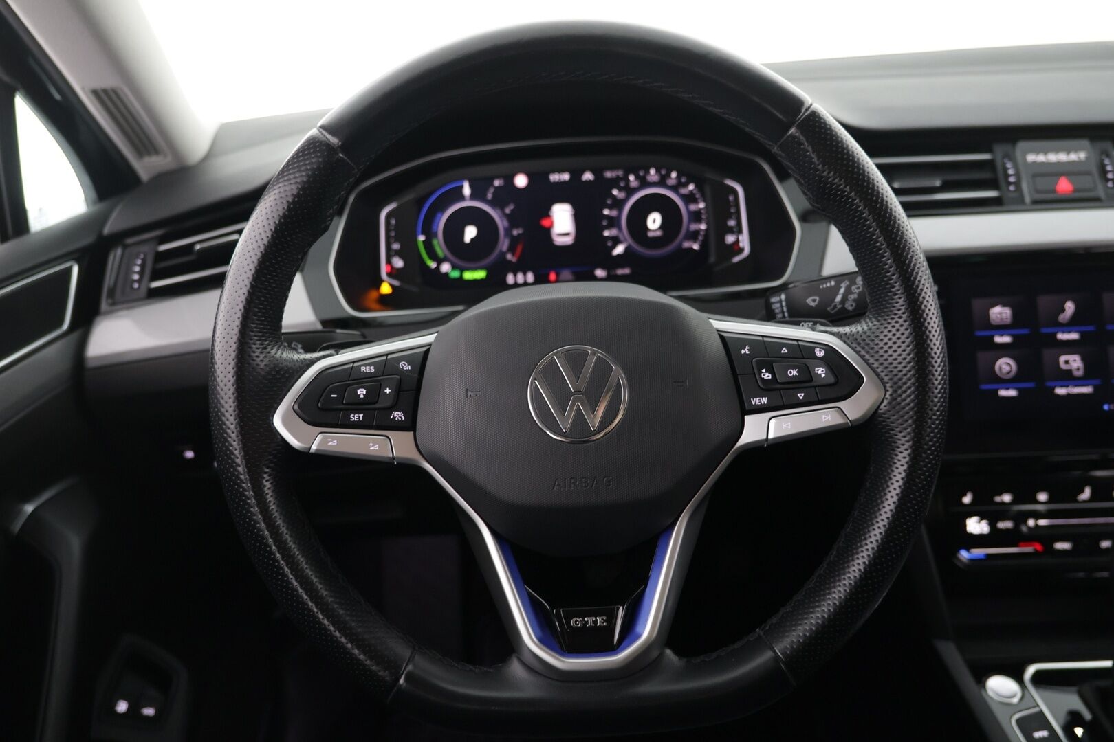 Volkswagen Passat 2021 PASSAT Farmari (AC) 5ov 1395cm3 A - Adaptiivinen vakionopeudensäädin | Peruutuskamera | LED | Vetokoukku | Sähkökontti |