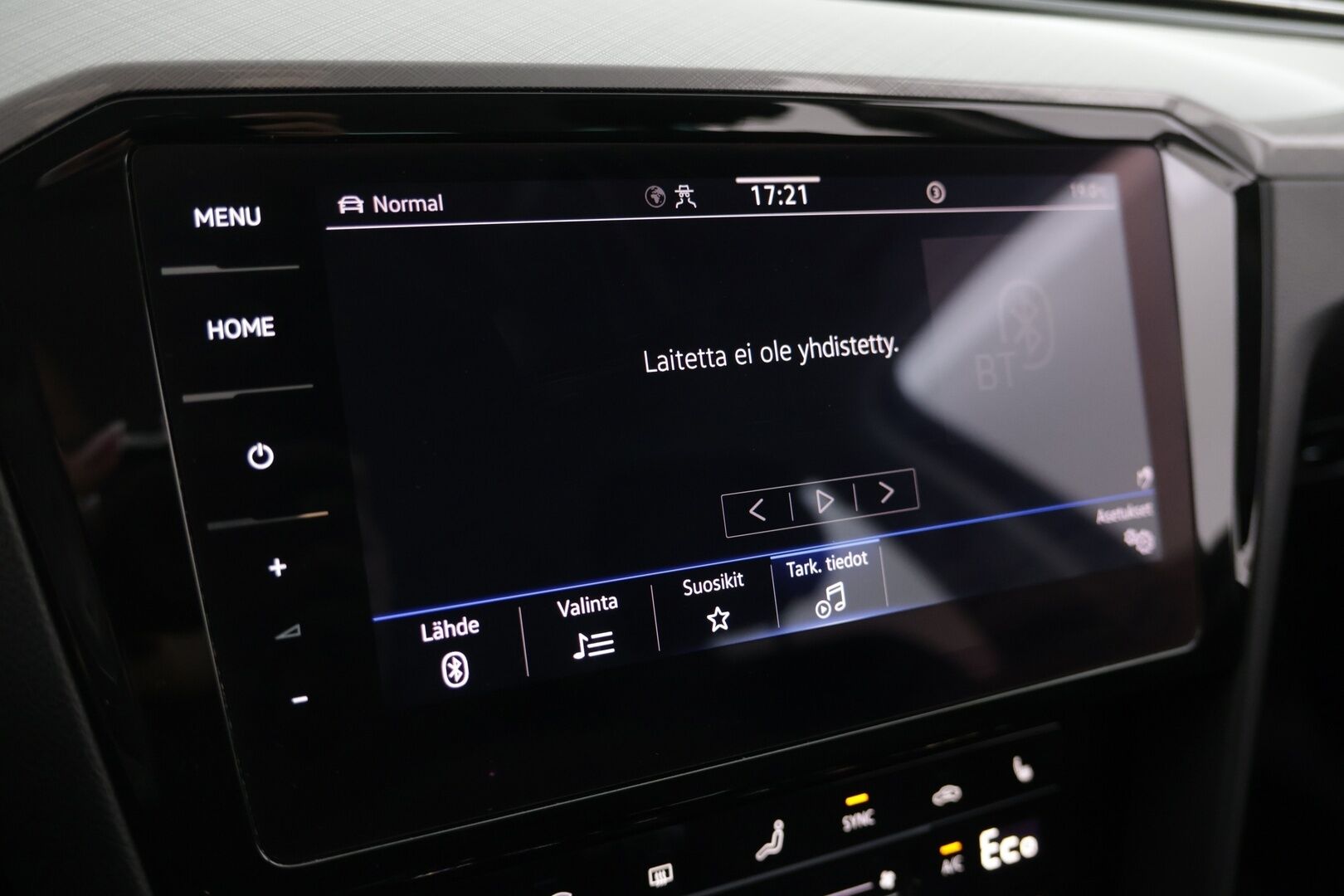Volkswagen Passat 2021 PASSAT Farmari (AC) 5ov 1395cm3 A - Adaptiivinen vakionopeudensäädin | Peruutuskamera | LED | Vetokoukku | Sähkökontti |