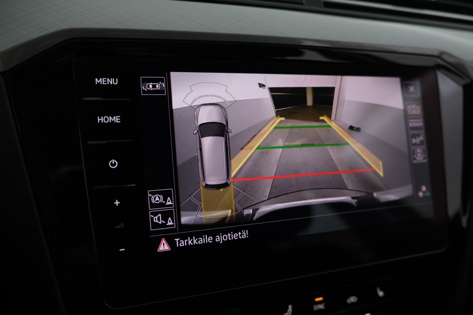 Volkswagen Passat 2021 PASSAT Farmari (AC) 5ov 1395cm3 A - Adaptiivinen vakionopeudensäädin | Peruutuskamera | LED | Vetokoukku | Sähkökontti |