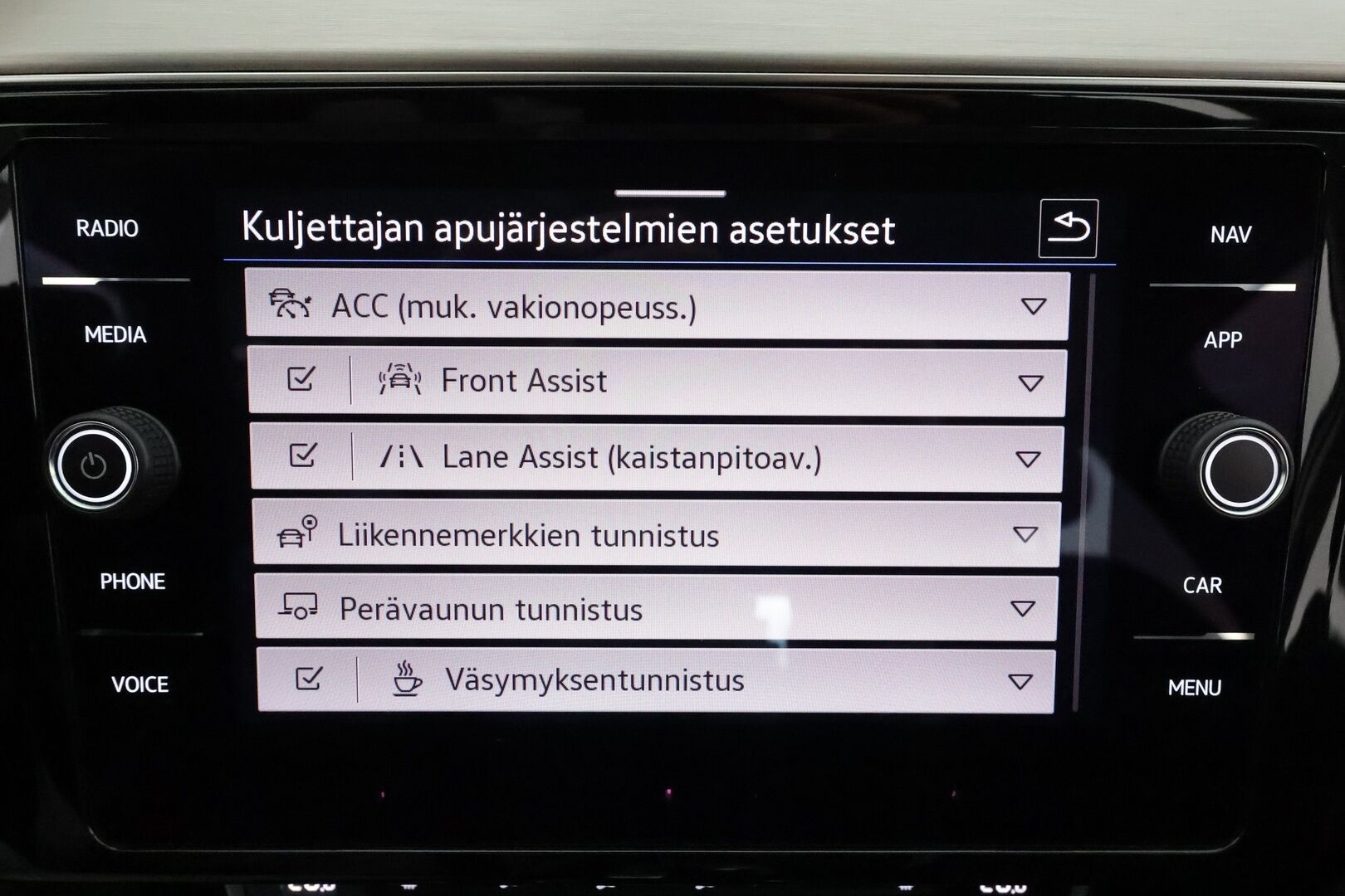 Volkswagen Passat 2020 Sedan R-Line 1,5 TSI EVO 110 kW DSG-autm. **Webasto / Matrix LED / Adapt.vakkari / P.kamera / Koukku / Keyless** - 1-om. Suomi auto