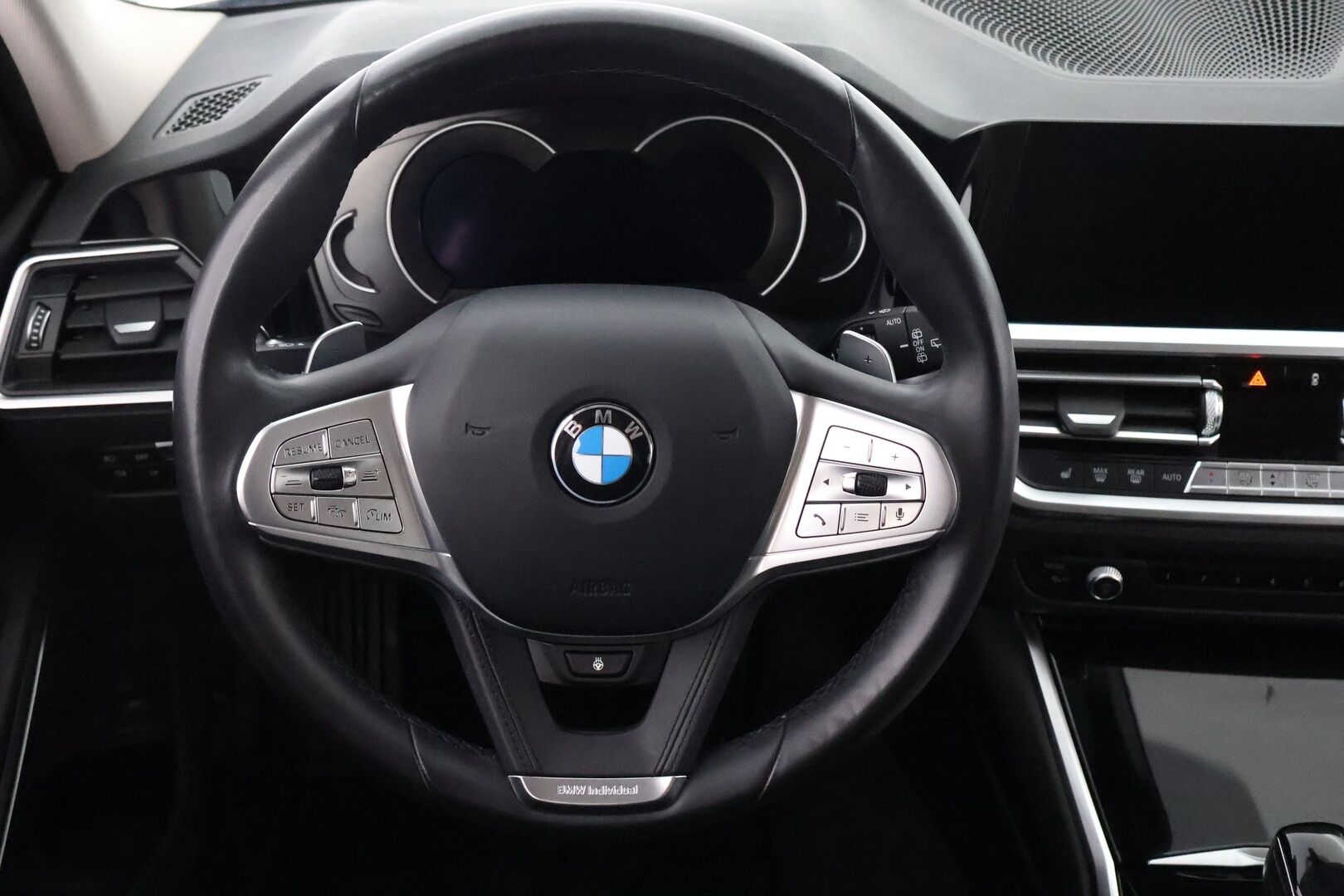 BMW 320 2020 G21 A xDrive Business Sport MHEV / Suomi-auto / Webasto / Adapt.Vakkari / Adapt.LED / HiFi - Puolinahka Sporttipenkit  / Sähköluukku / Digimittaristo - HULLUT BLACKWEEK JATKOT - KORKOTARJOUS 2,49%