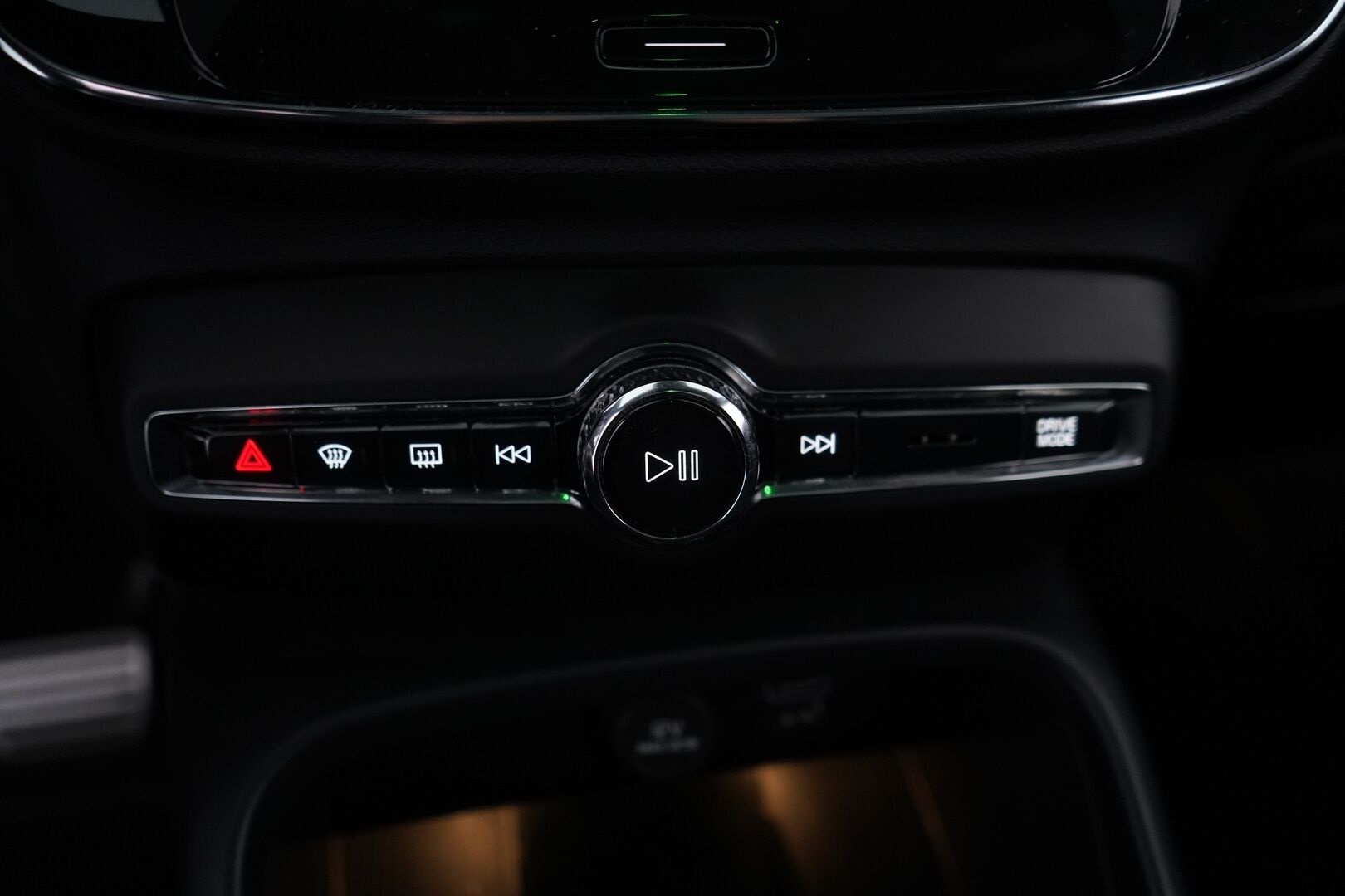 Volvo XC40 2021 T5 TwE Business R-Design aut * ACC / Muistipenkki / Panorama / Harman&Kardon / Webasto / 360-Kamera * - Suomi-auto / Merkkihuollettu / Jakohihna vaihdettu 9/25 / 2x Volvon vanteet / Huippuvarusteet! - HULLU BLACKWEEK KORKOTARJOUS 2,49%