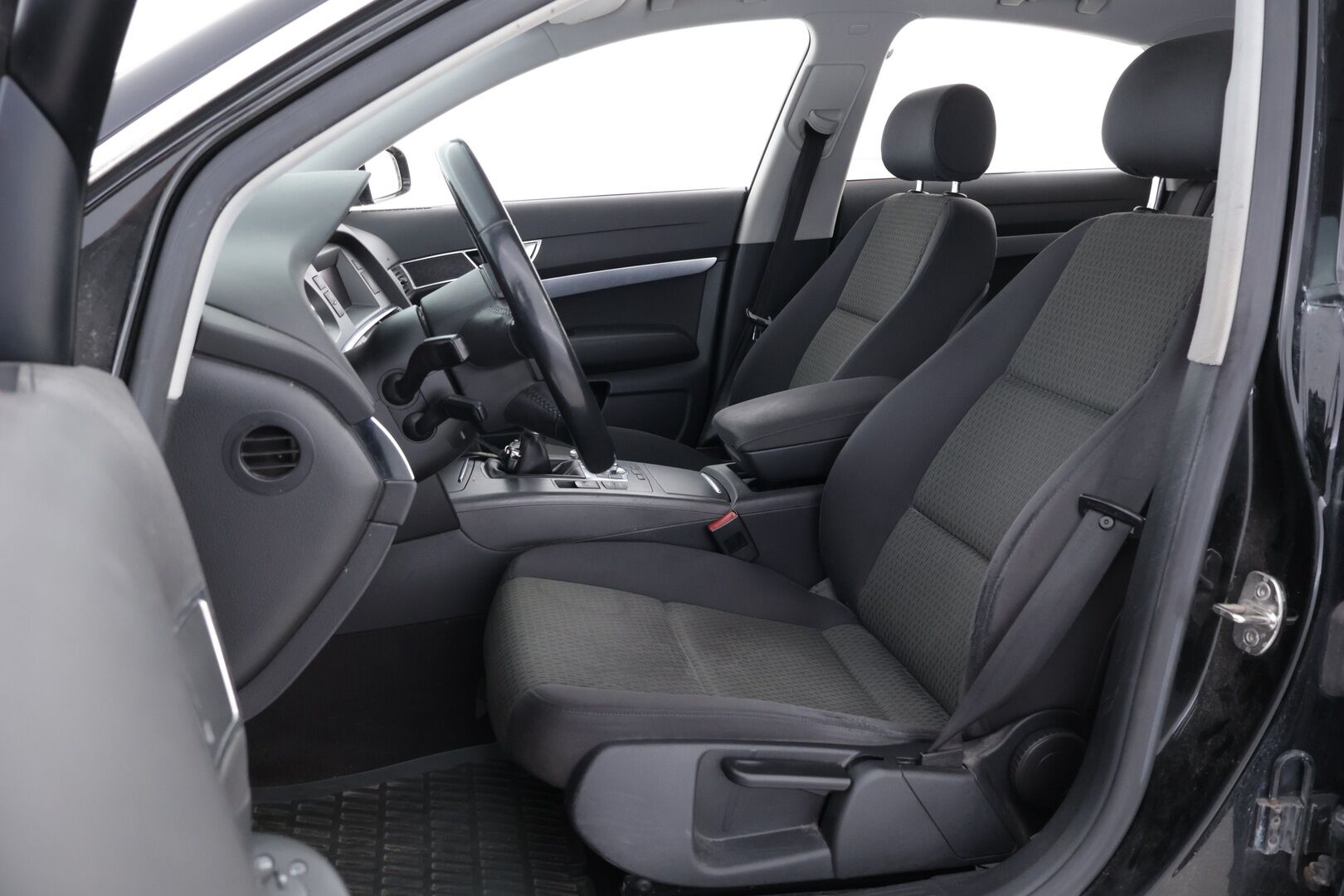 Audi A6 2006 - YritysOutlet - Myydään vain yrityksille - – Tämä auto myydään YritysOutlet -valikoimasta vain yritykselle