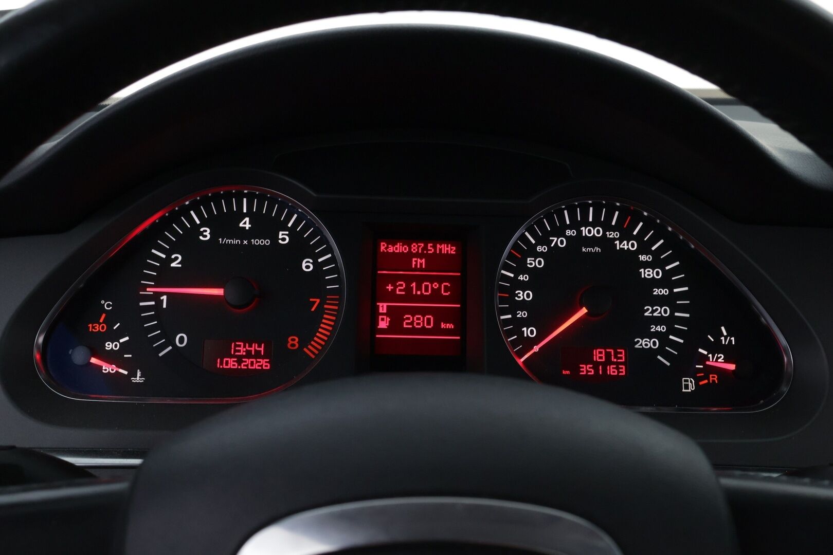 Audi A6 2006 - YritysOutlet - Myydään vain yrityksille - – Tämä auto myydään YritysOutlet -valikoimasta vain yritykselle