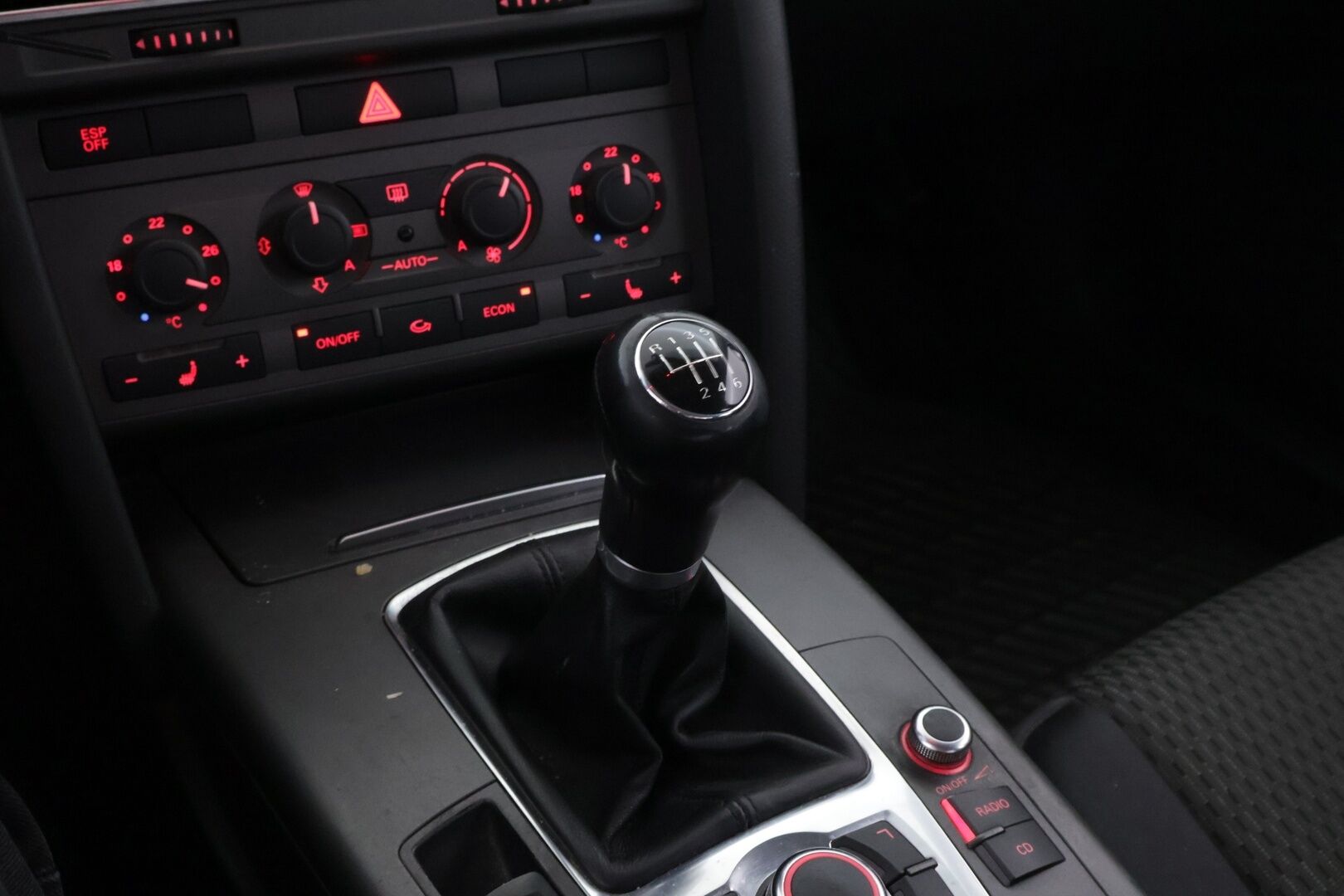 Audi A6 2006 - YritysOutlet - Myydään vain yrityksille - – Tämä auto myydään YritysOutlet -valikoimasta vain yritykselle