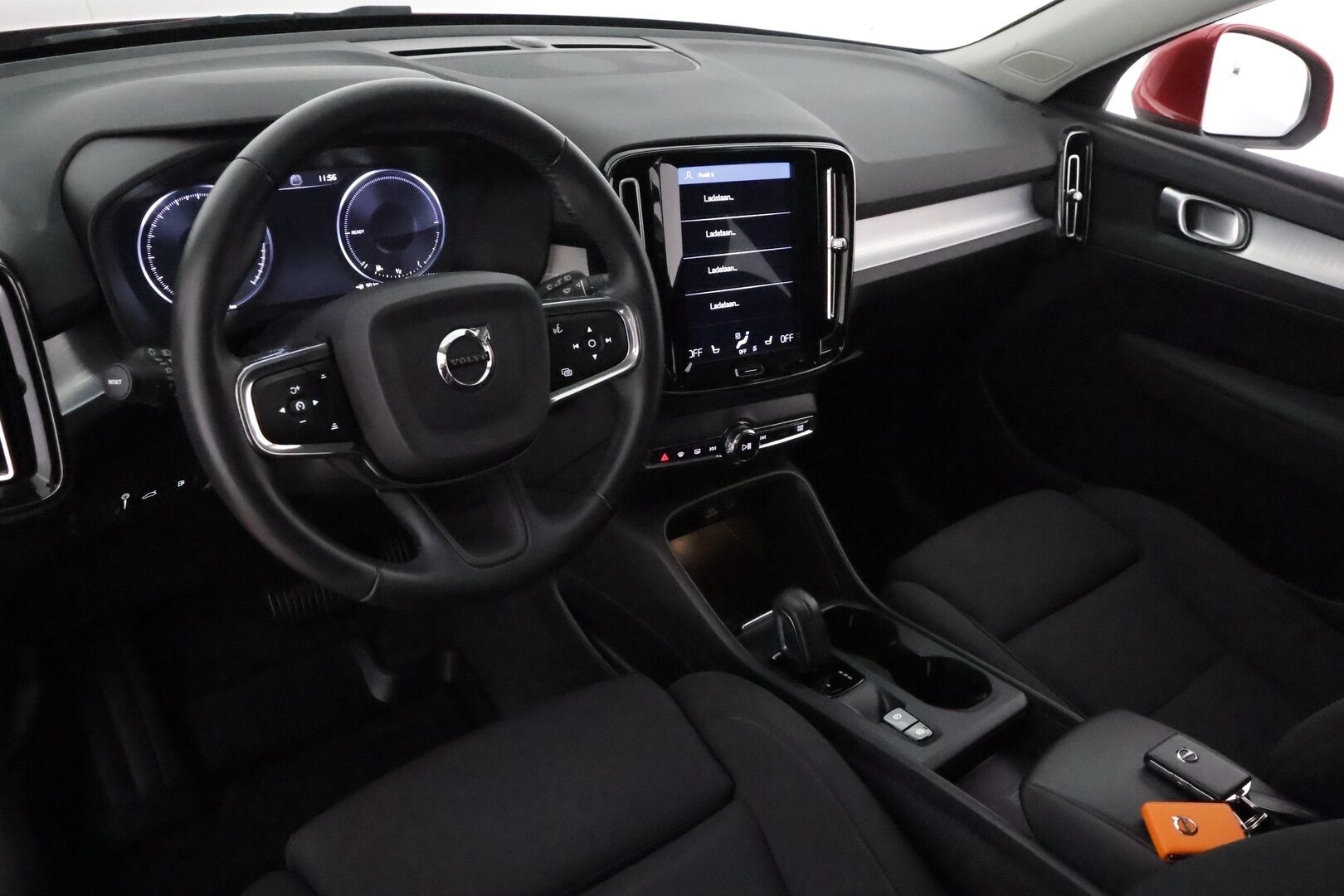 Volvo XC40 2021 T5 TwE Business Inscription Expression aut **Adapt.vakkari / P.kamera / Webasto / Full LED / BLIS / Navi** - 1.Om Suomi-auto / Merkkihuollettu / Kahdet renkaat aluvanteilla / High Performance Audio / Digimittaristo / Sähköluukku / Sporttipenkit