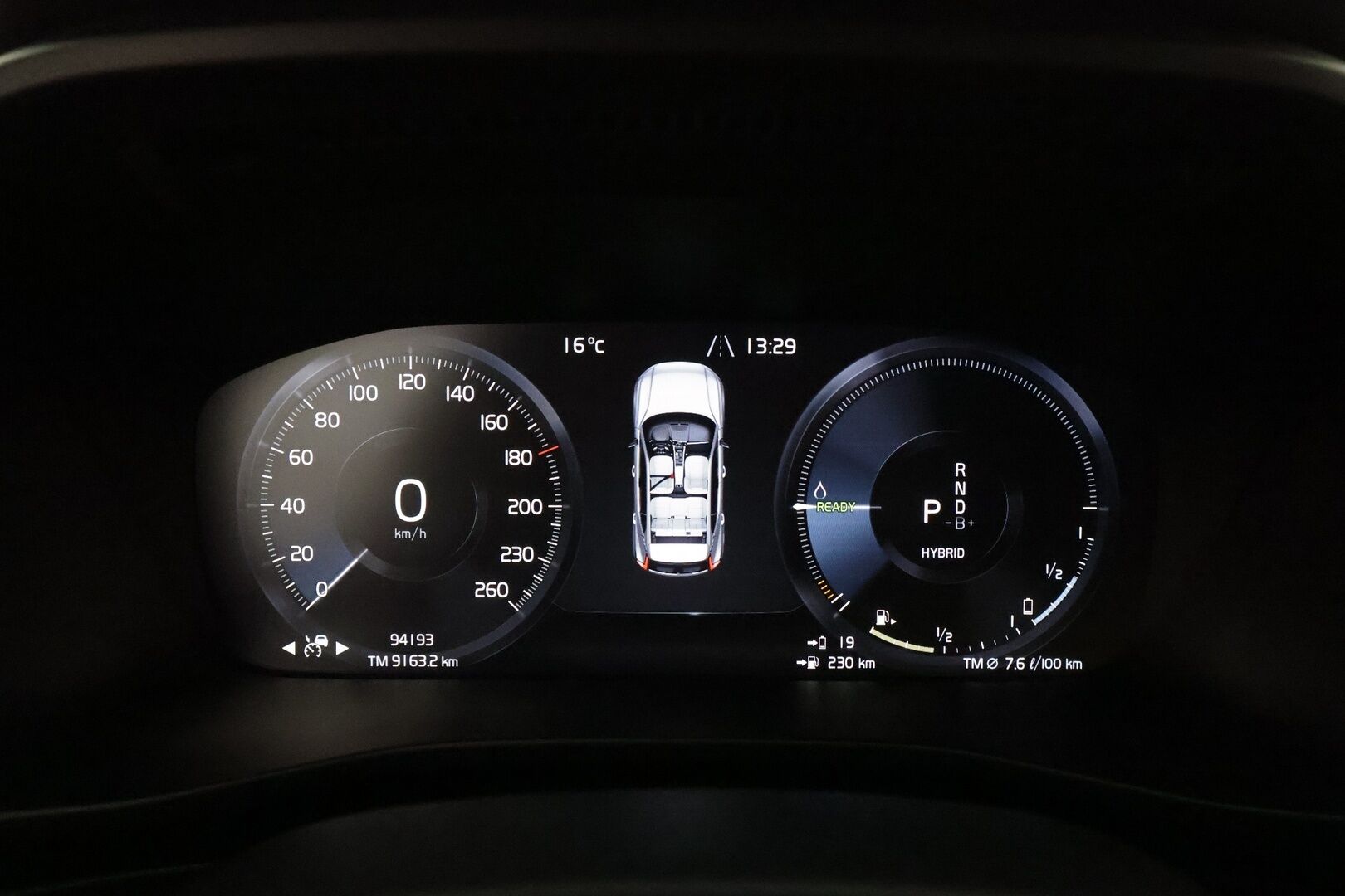 Volvo XC40 2021 T5 TwE Business R-Design aut **Webasto / ACC / Full-LED / P.Kamera / Sporttipenkit / Navi / Kaistavahti / Keyless** - Suomi-auto / 2x Latauskaapelit / Kahdet Renkaat / Merkkihuollettu!