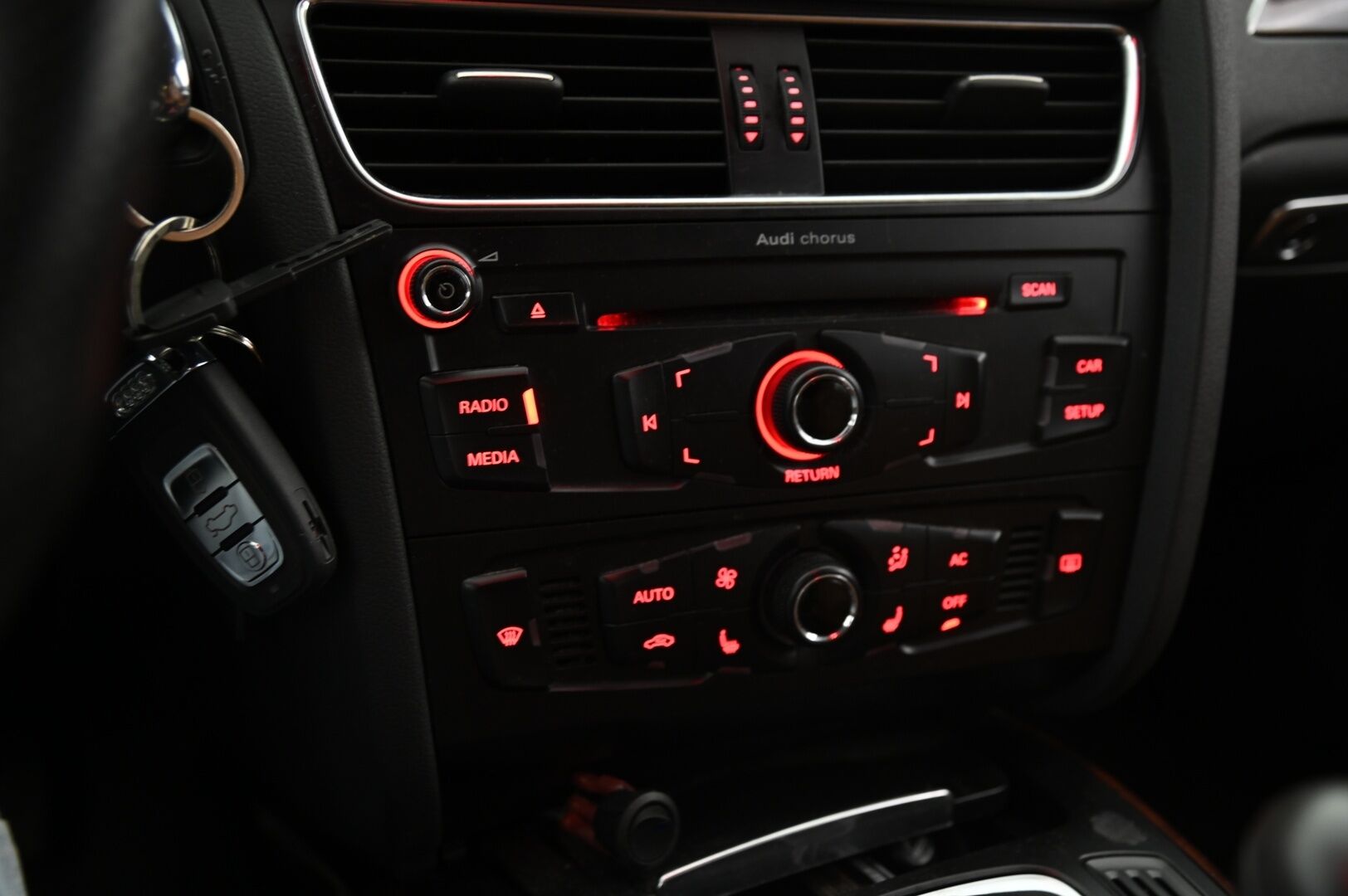 Audi A4 2008 3.2 V6 *Myydään Huutokaupat.com*