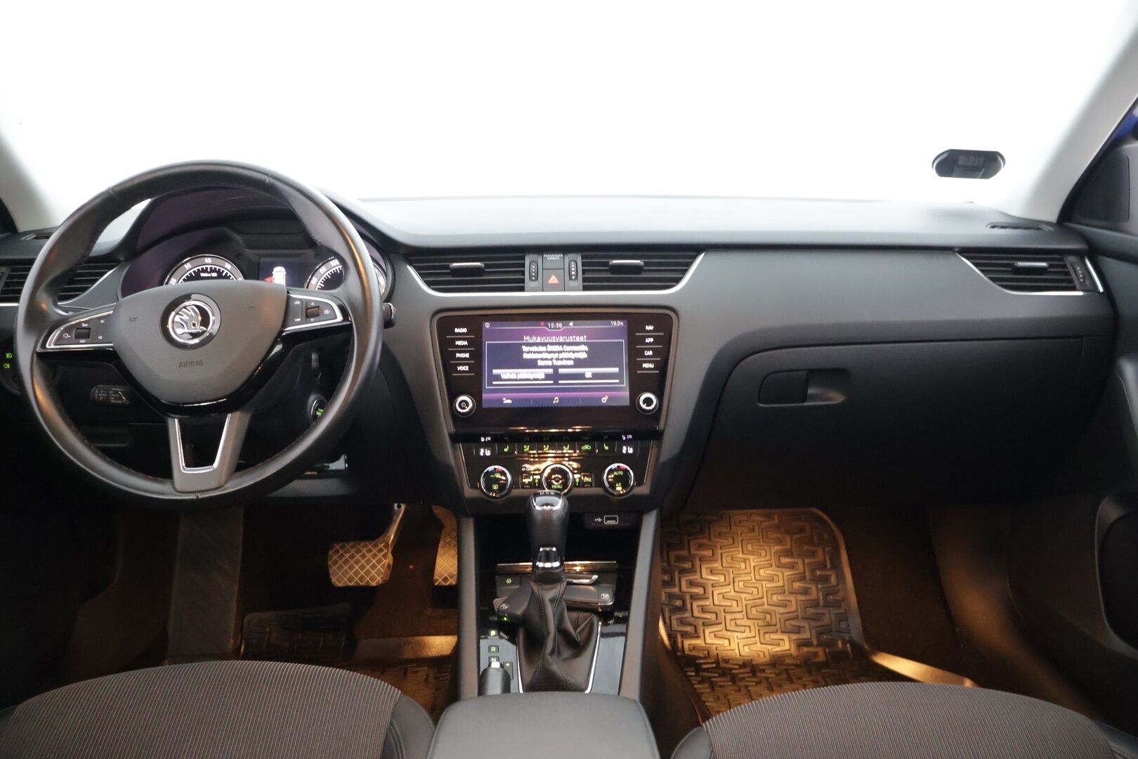 Skoda Octavia 2020 Combi 1,5 TSI G-TEC Ambition DSG *Webasto / ACC / Kessy / Bi Xenon / Koukku - Hyvät renkaat  / Huollettu 06/25 / Merkkihuollot / Webasto / koukku