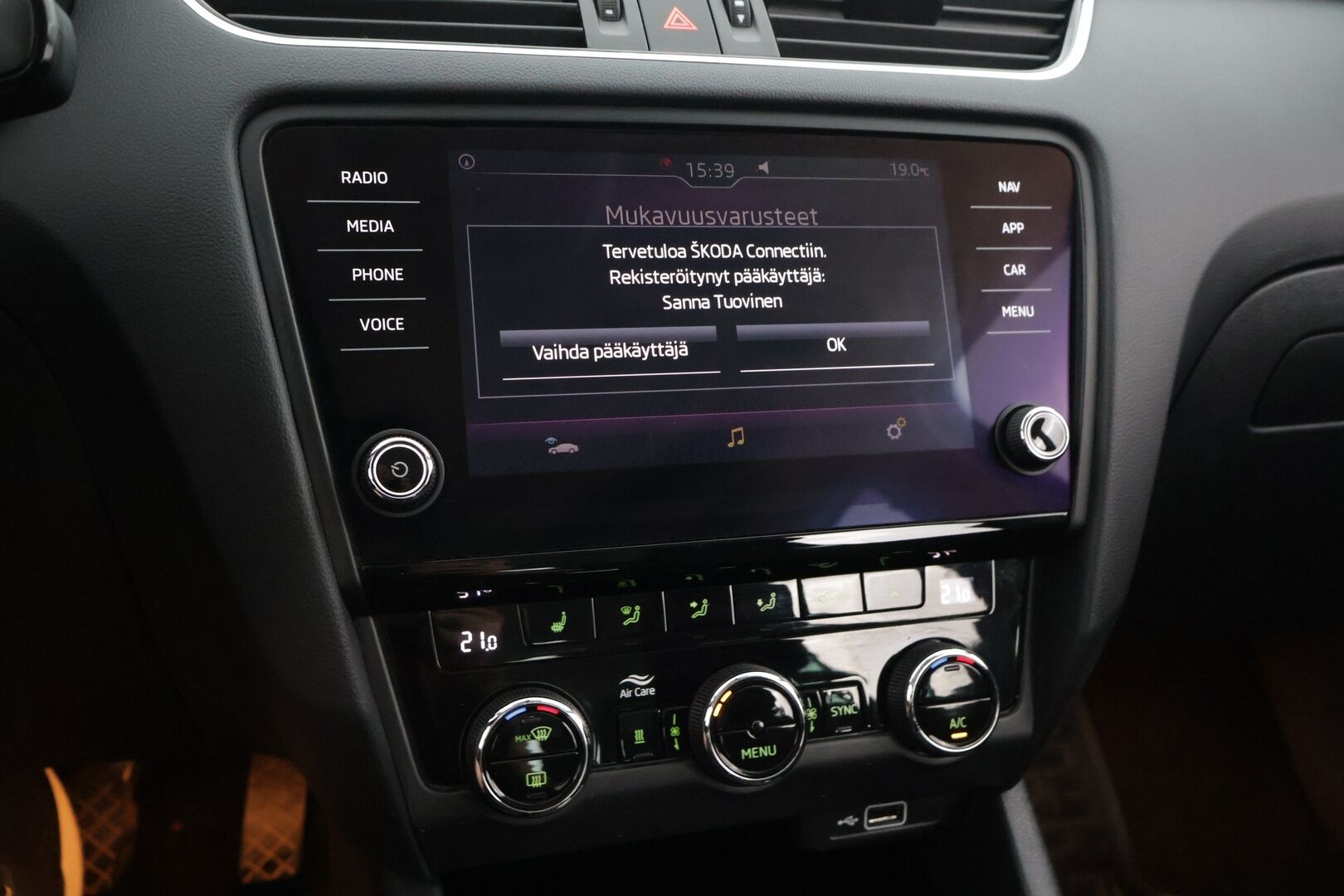 Skoda Octavia 2020 Combi 1,5 TSI G-TEC Ambition DSG *Webasto / ACC / Kessy / Bi Xenon / Koukku - Hyvät renkaat  / Huollettu 06/25 / Merkkihuollot / Webasto / koukku
