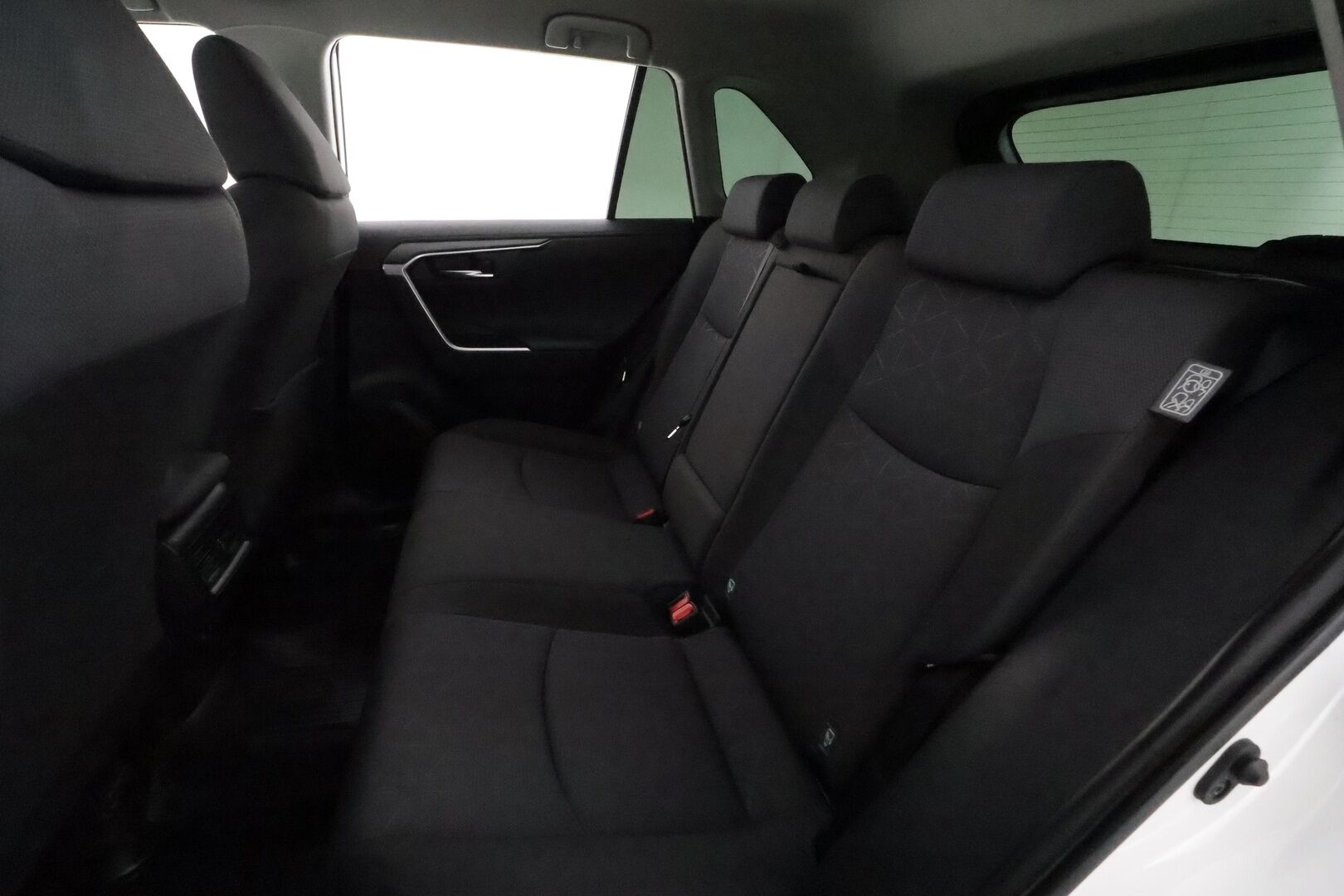 Toyota RAV4 2020 2,5 Hybrid AWD-i Business *Adapt.vakkari / Koukku / P-Kamera / Suomi-auto / TULOSSA* - 3,99 % KORKOTARJOUS TÄHÄN AUTOON - 