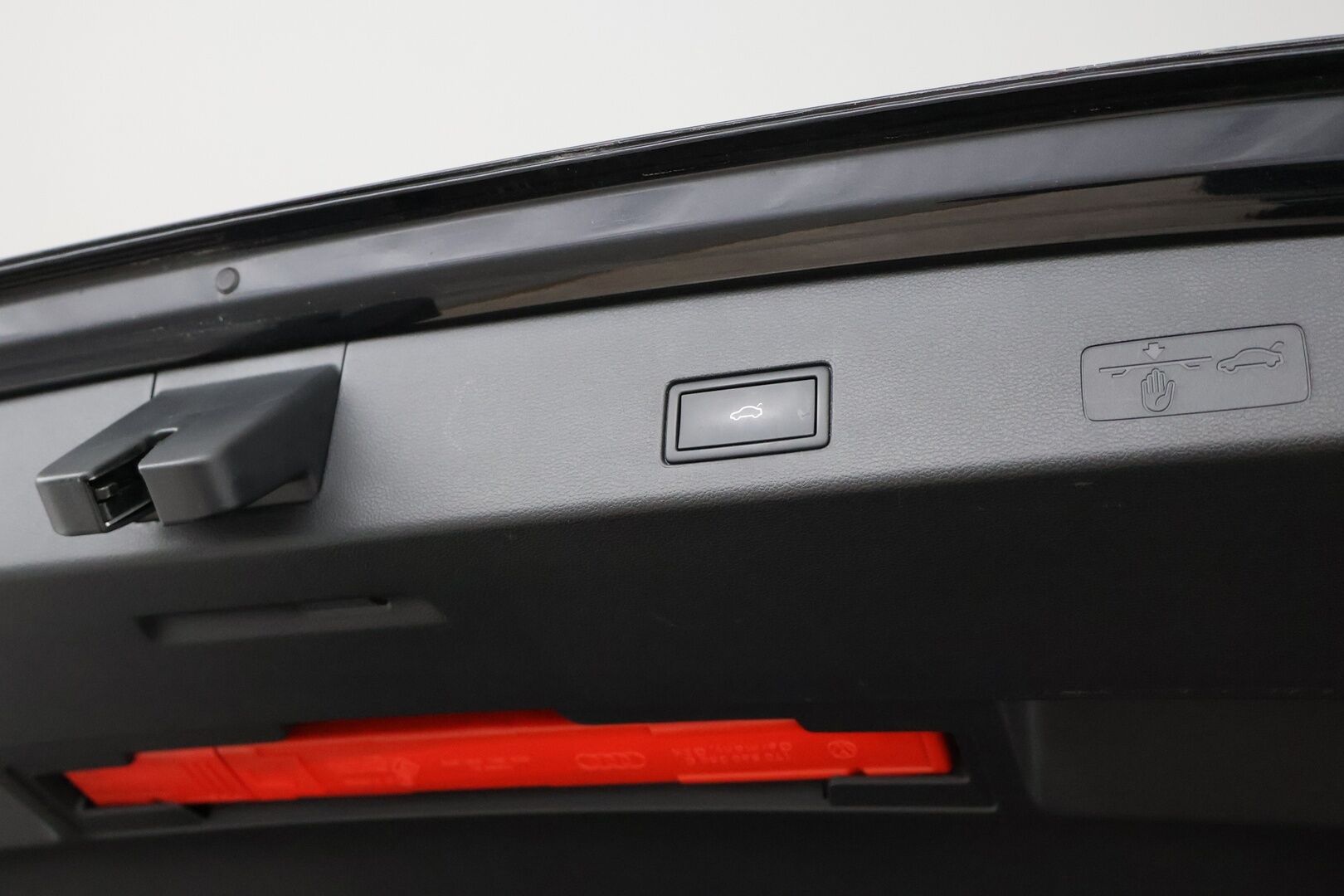 Volkswagen Golf 2021 Variant Style 1,5 eTSI 110 kW (MHEV) DSG - Webasto | ACC | P-kamera | Matrix-LED | Harman/Kardon | HUD | Vetokoukku | 